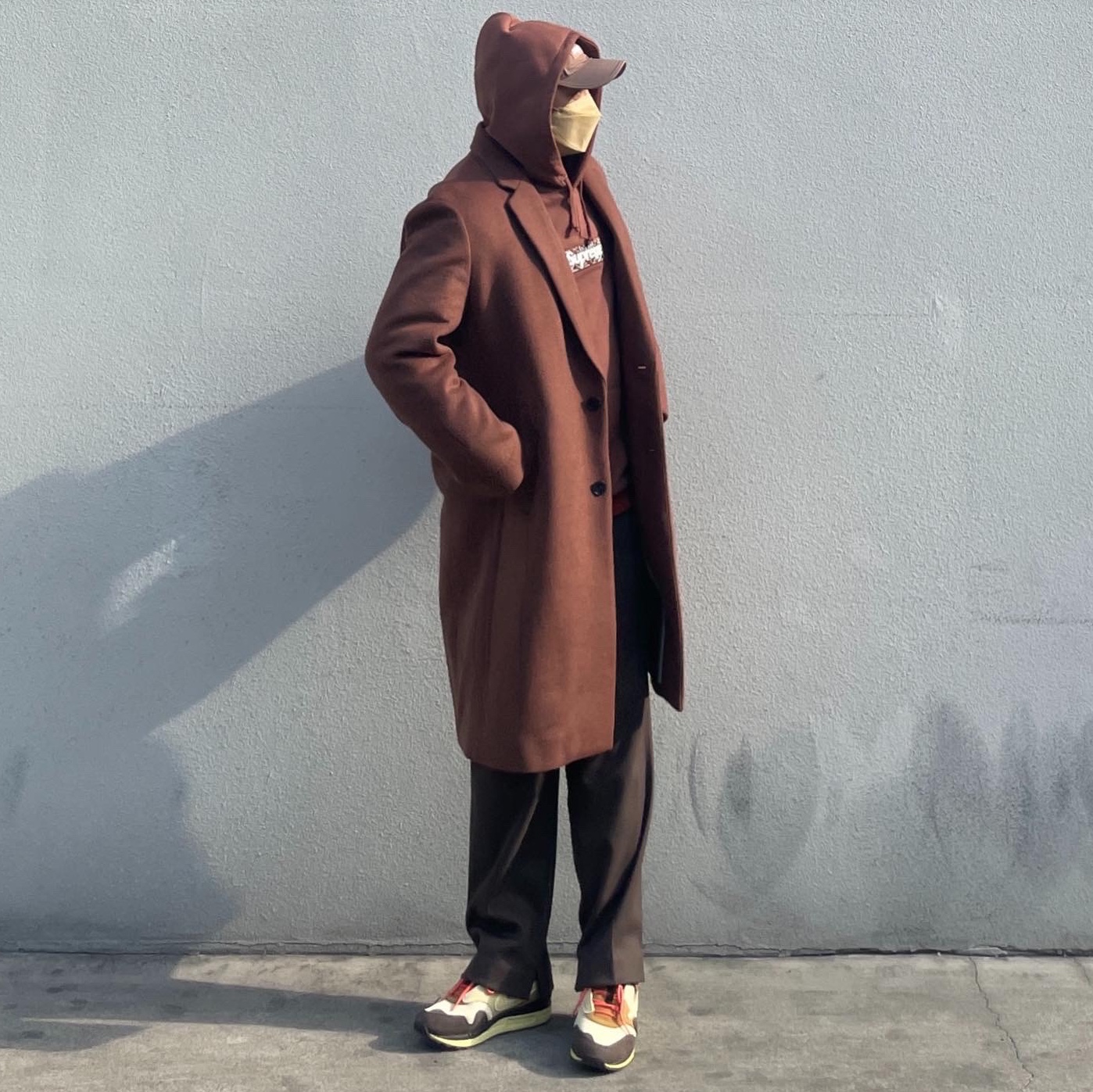 Supreme Bandana Box Logo Hooded Sweatshirt Brown - 19FW, Jordan 1 x Travis Scott Retro High OG SP Mocha 착용 스타일 - 1
