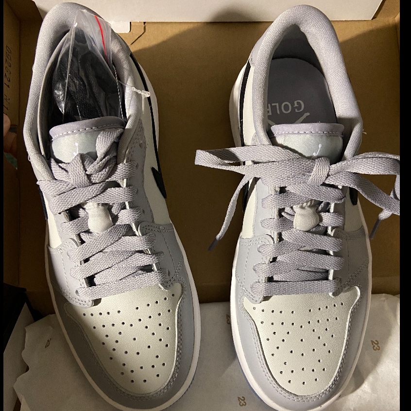 Jordan 1 Low Golf Wolf Grey 착용 스타일 - 5