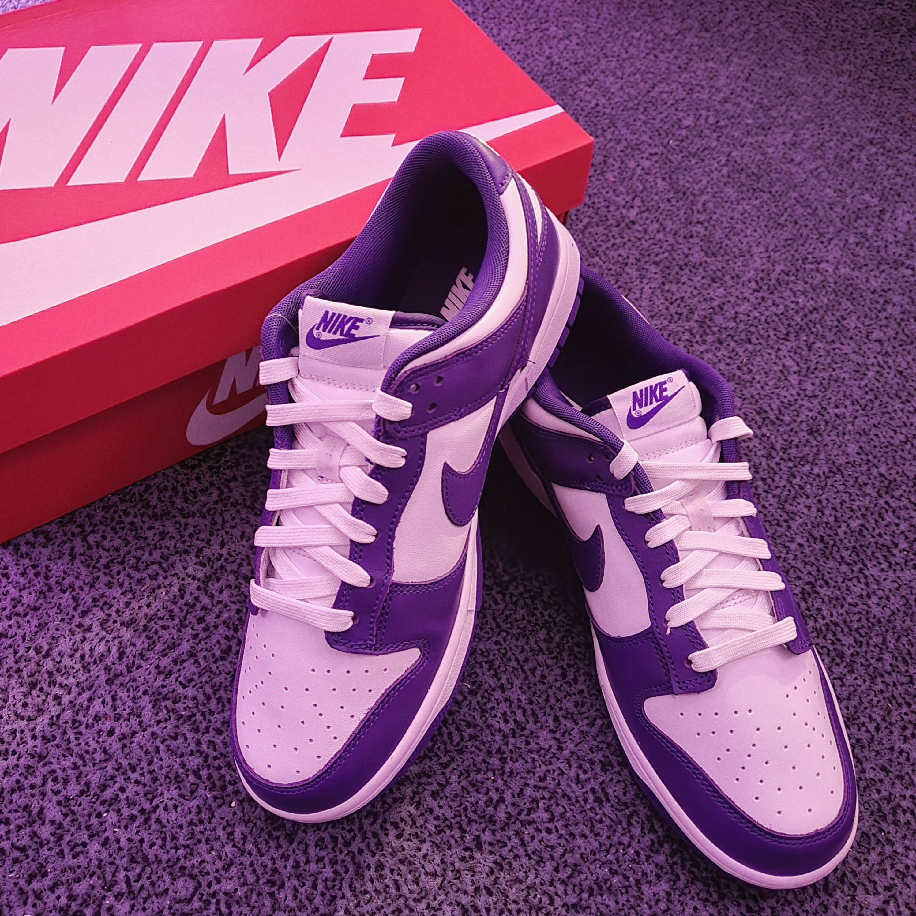 Nike Dunk Low Retro Championship Court Purple 착용 스타일