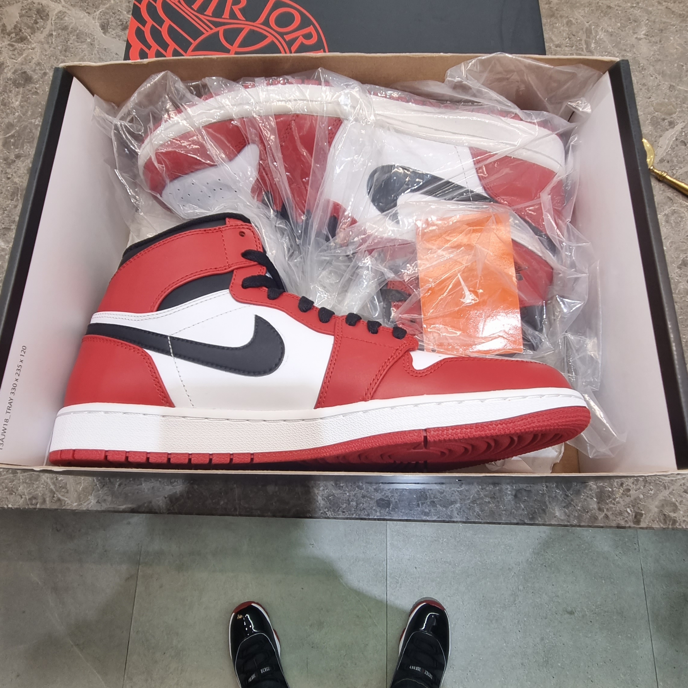 Jordan 1 Retro Chicago 2013, (GS) Jordan 1 Retro High OG Chicago 2013 착용 스타일 - 3