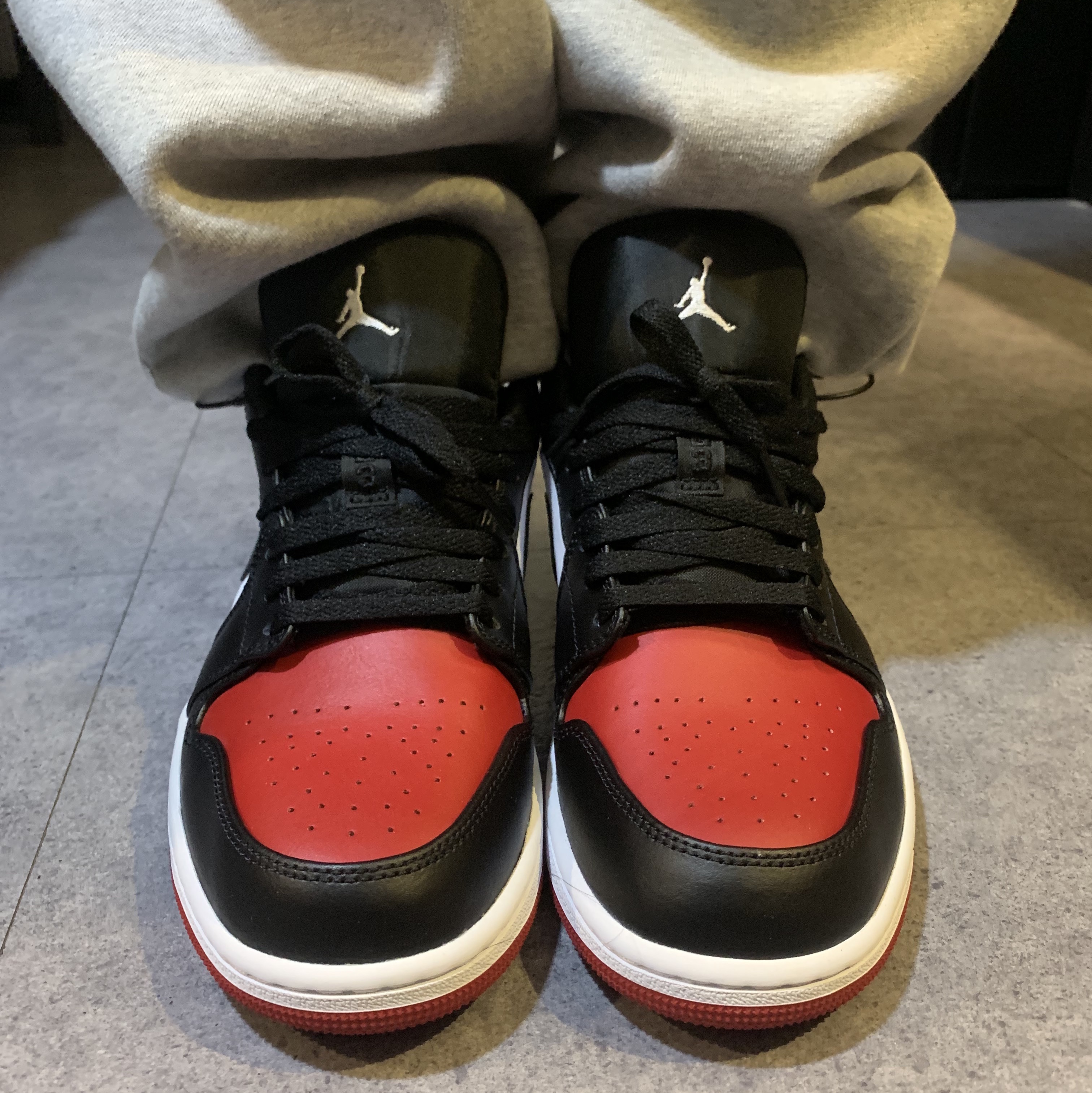 Jordan 1 Low Bred Toe, (GS) Jordan 1 Low Bred Toe 착용 스타일 - 2
