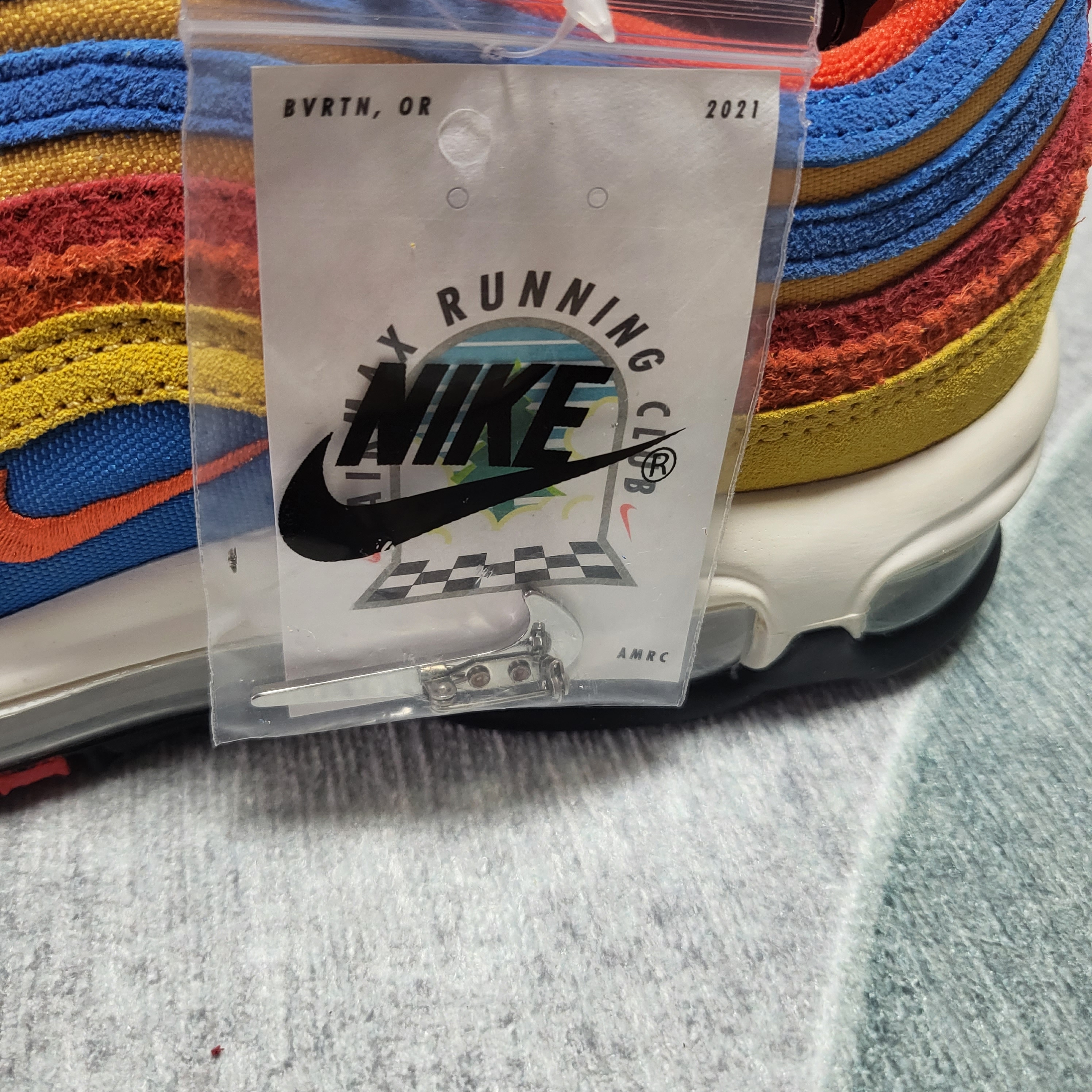 Nike Air Max 97 SE Air Max Running Club Pollen Orange 착용 스타일 - 2