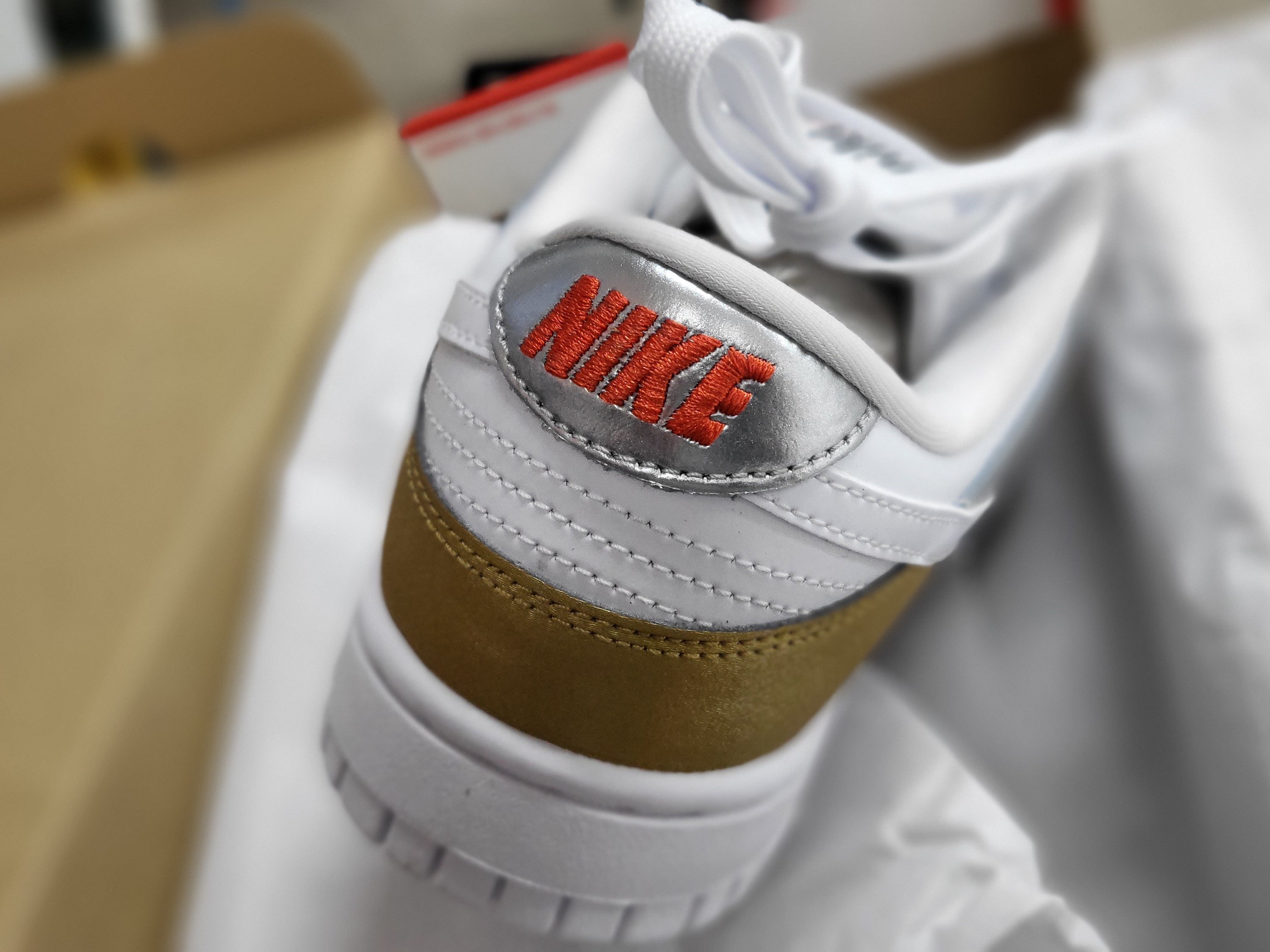 (W) Nike Dunk Low SE Heirloom 착용 스타일 - 4