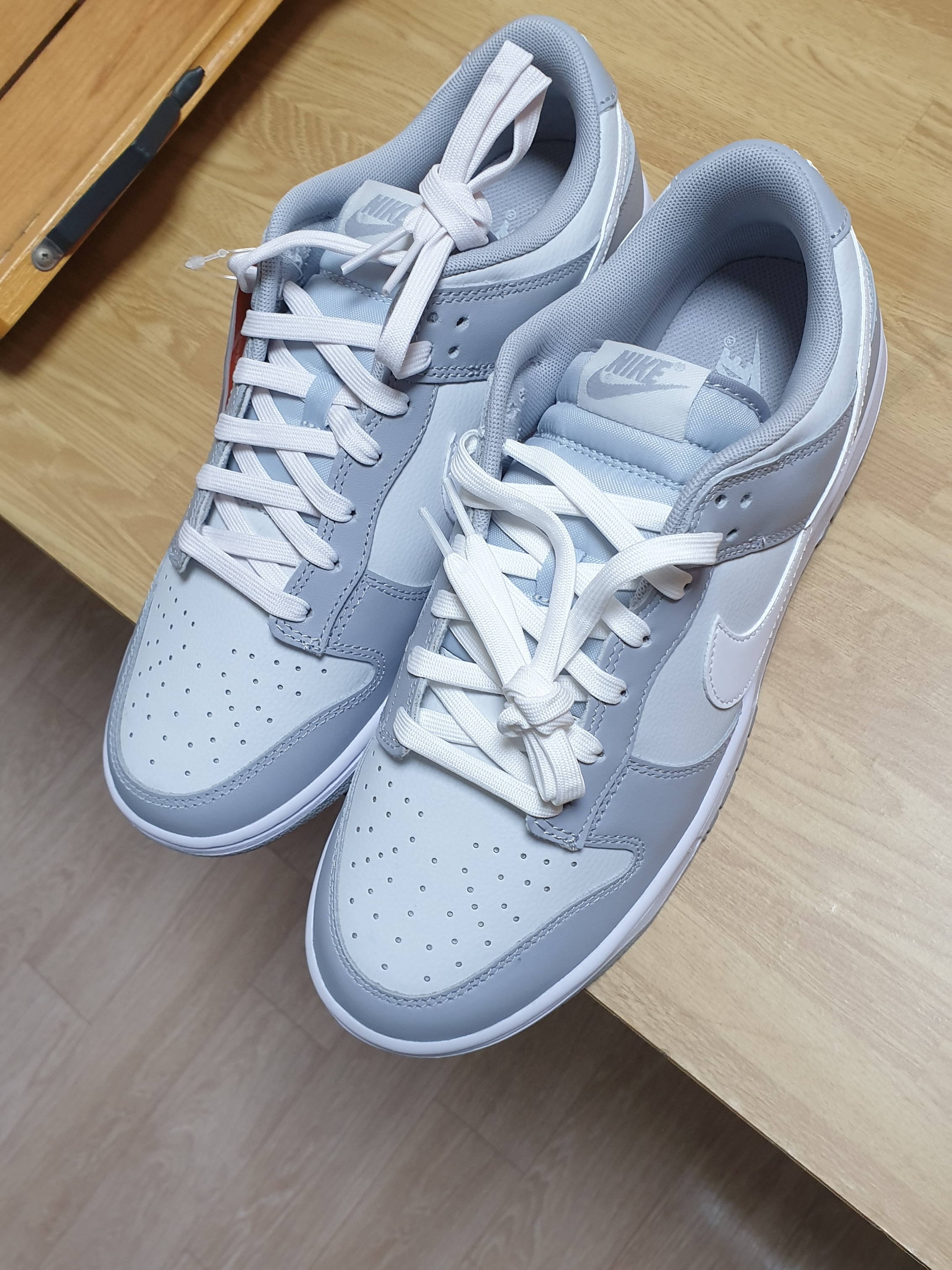 Nike Dunk Low Retro Wolf Grey 착용 스타일