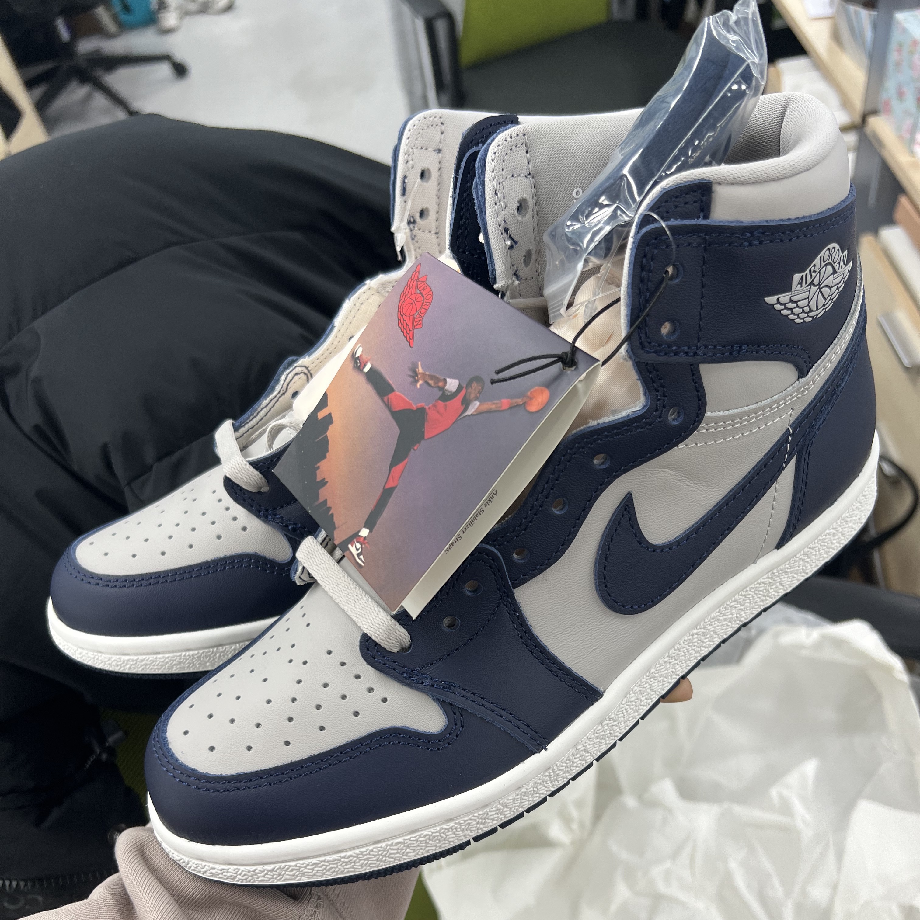 Jordan 1 High 85 College Navy 착용 스타일 - 1