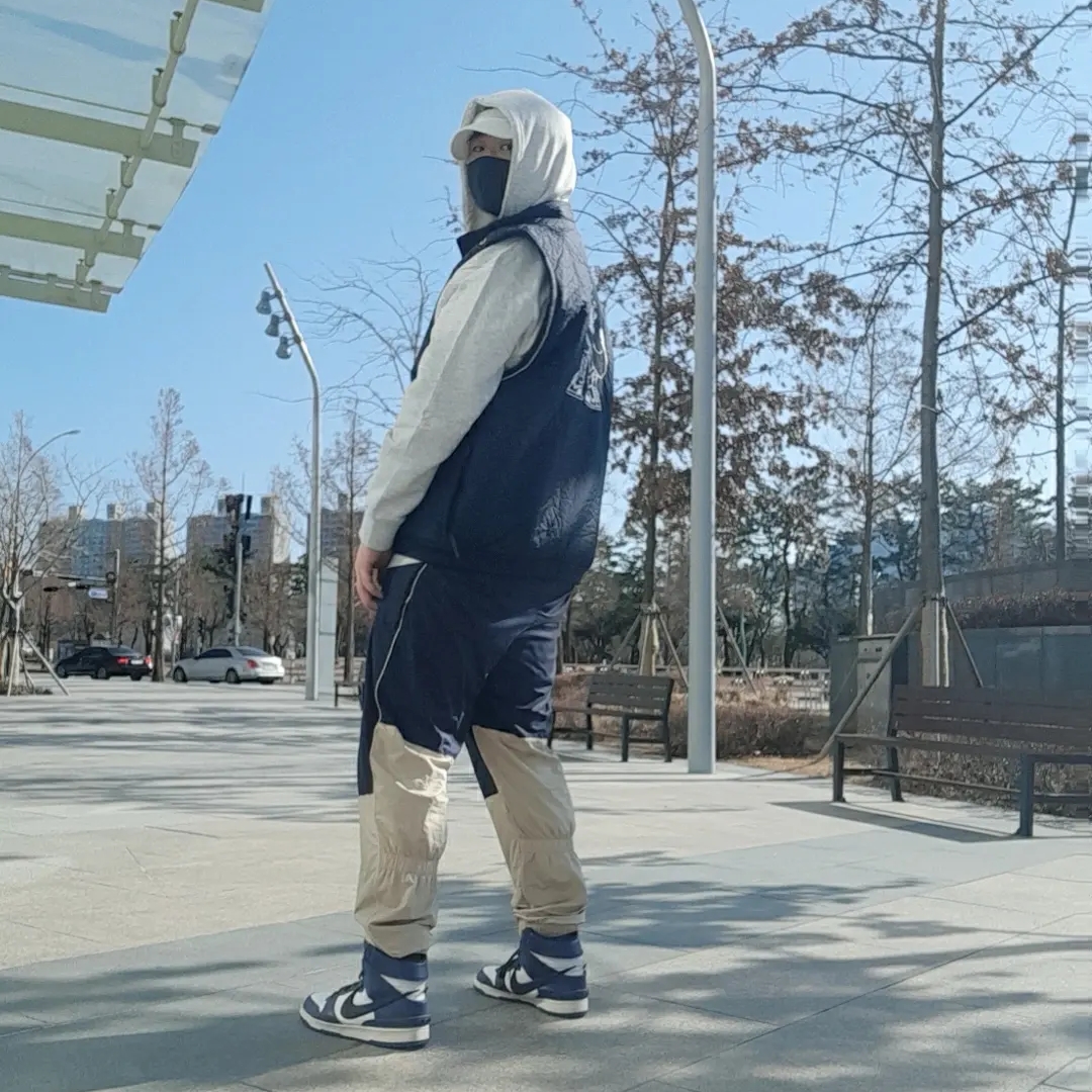 Nike x Ambush Dunk High Deep Royal Blue, Nike x Cav Empt Vest Navy 착용 스타일 - 1