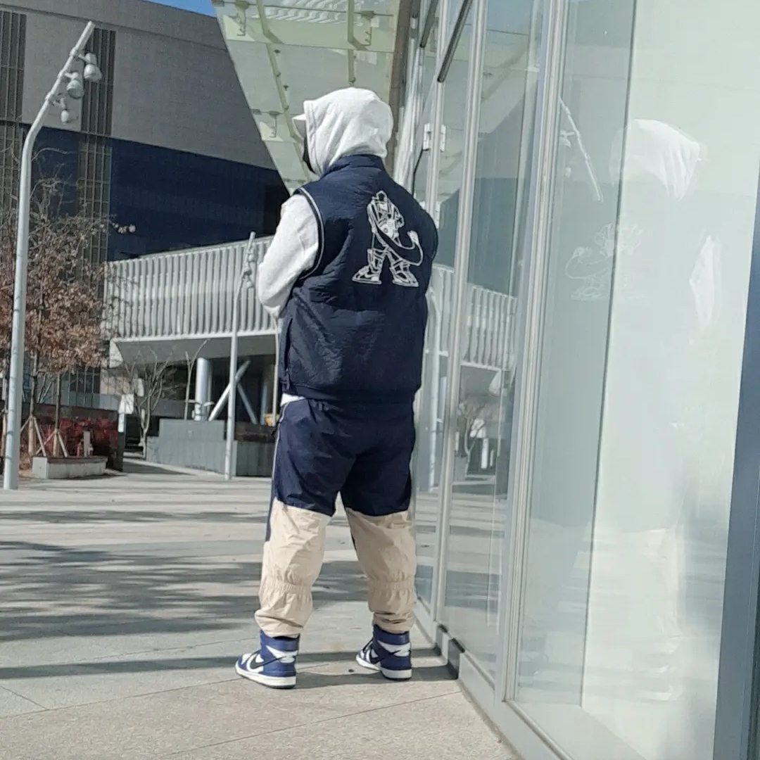 Nike x Ambush Dunk High Deep Royal Blue, Nike x Cav Empt Vest Navy 착용 스타일 - 3