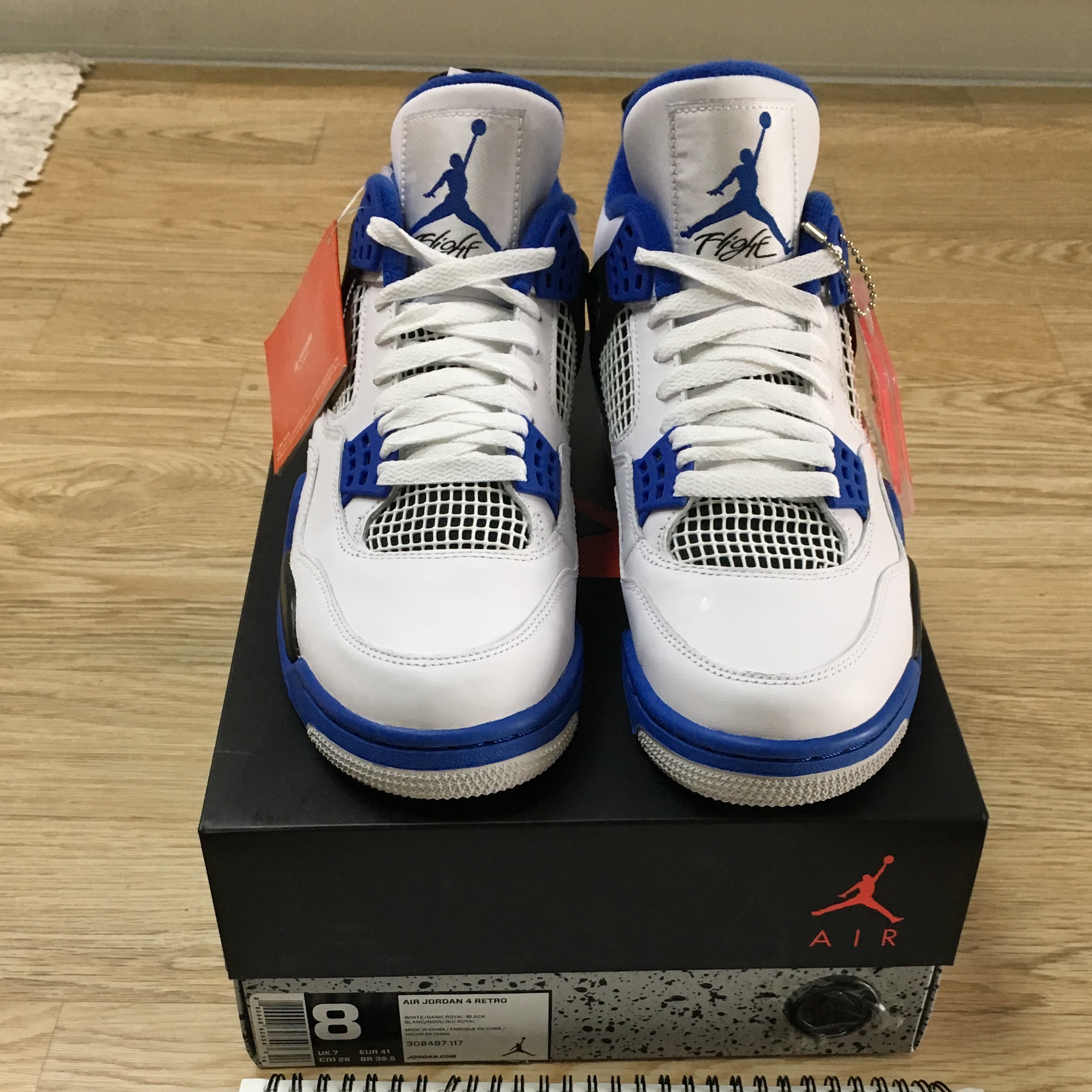 Jordan 4 Retro Motorsports 2017 착용 스타일