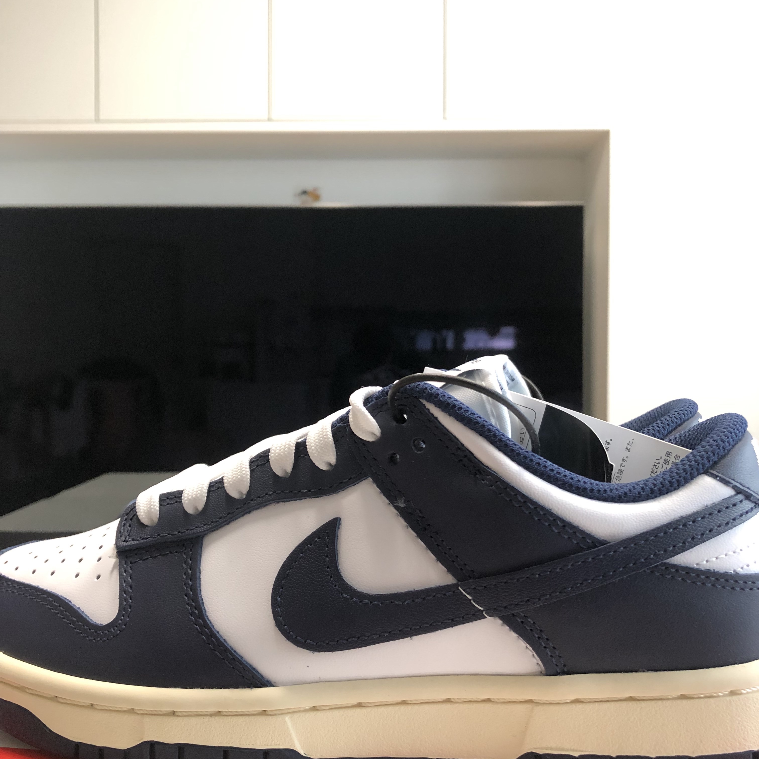 (W) Nike Dunk Low Vintage Midnight Navy 착용 스타일 - 1