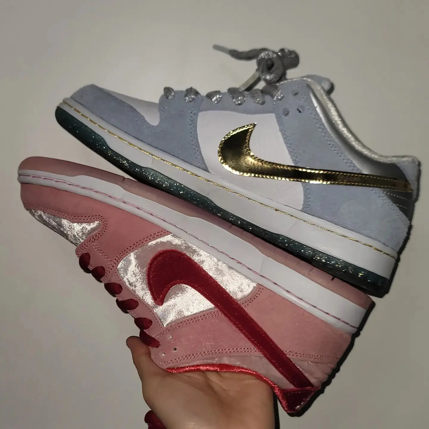 Nike x Sean Cliver SB Dunk Low Holiday Special, Nike x StrangeLove SB Dunk Low Pink (Regular Box) 착용 스타일 - 3