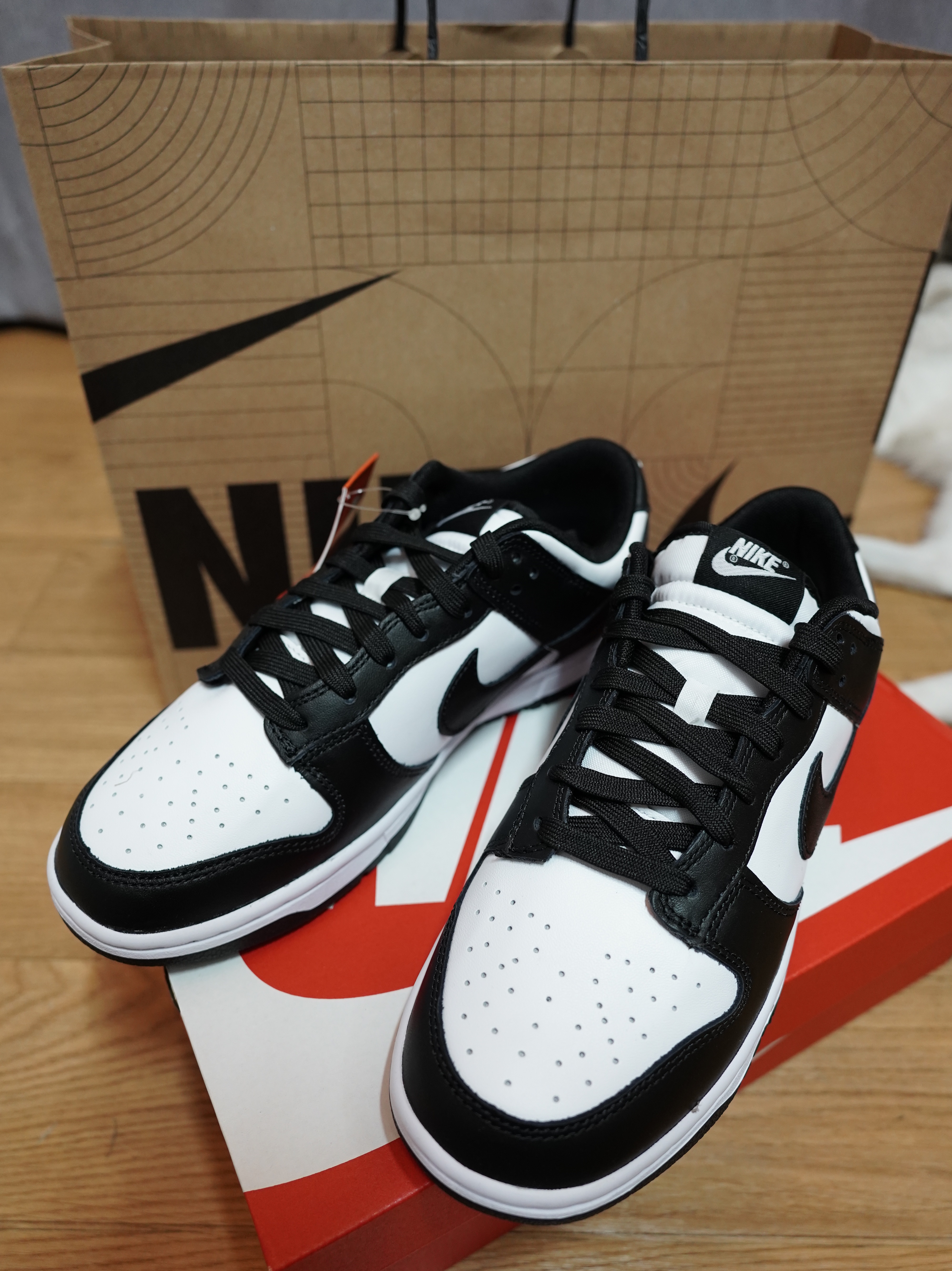 Nike Dunk Low Retro Black 착용 스타일 - 3