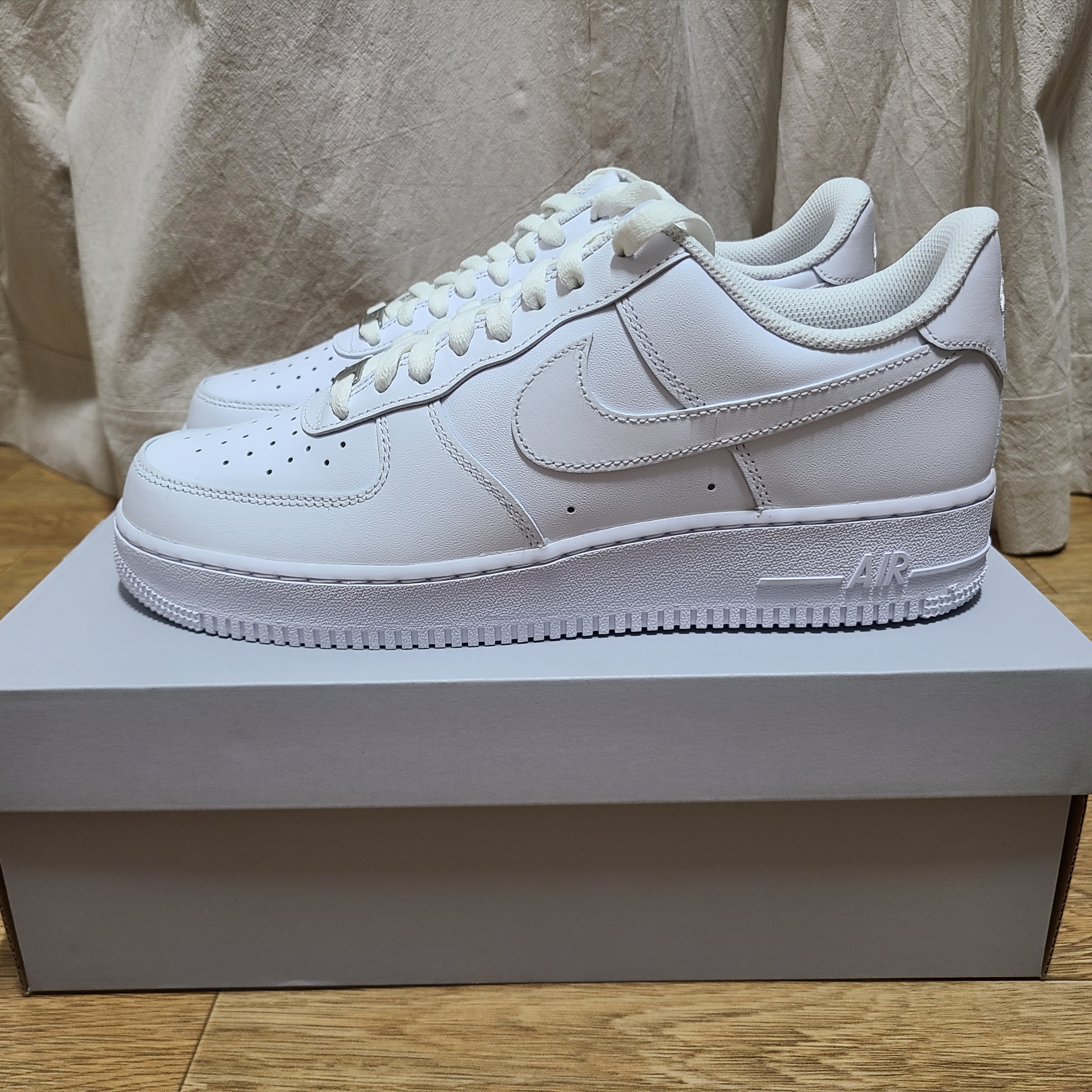 Nike Air Force 1 '07 Low White 착용 스타일