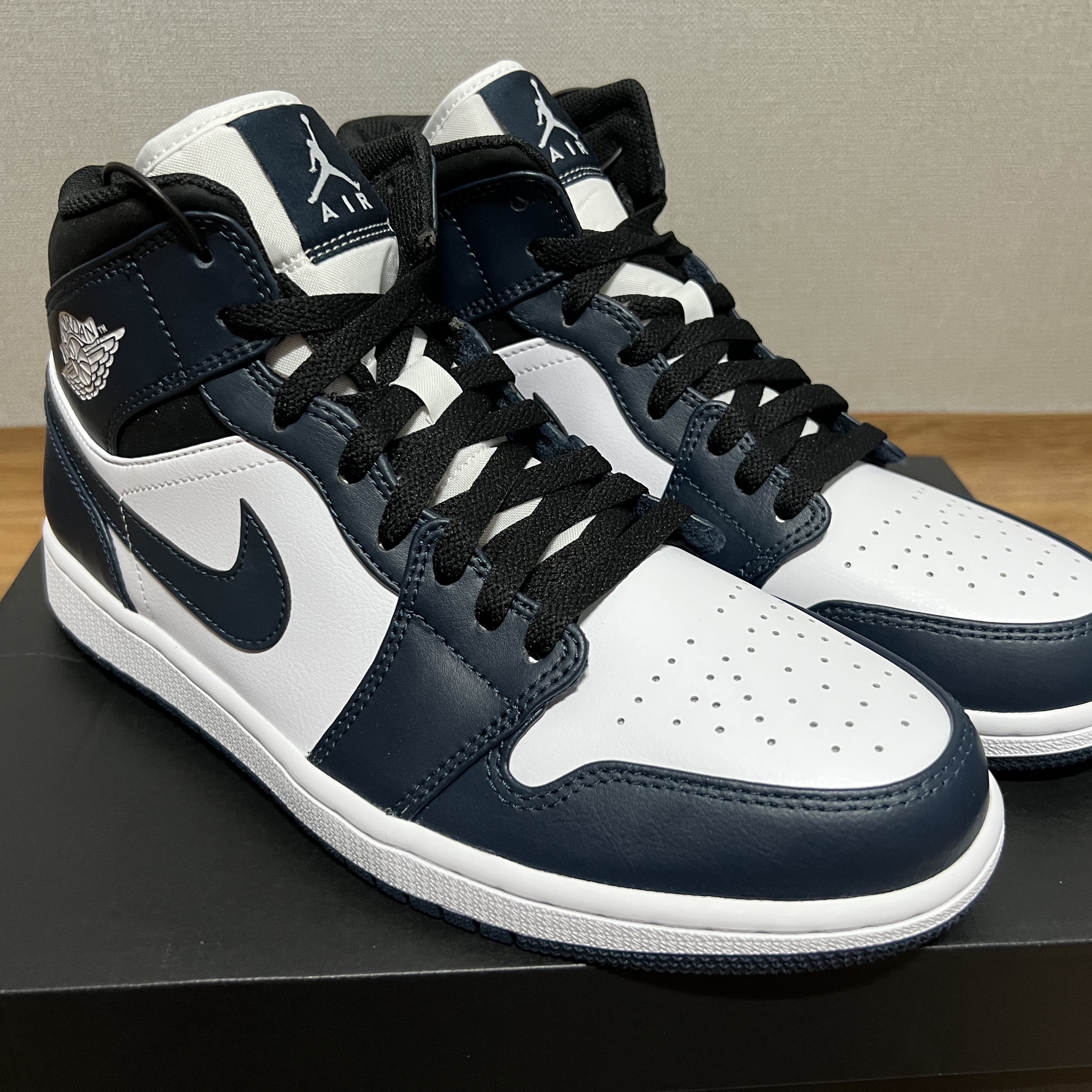 Jordan 1 Mid Dark Teal 착용 스타일