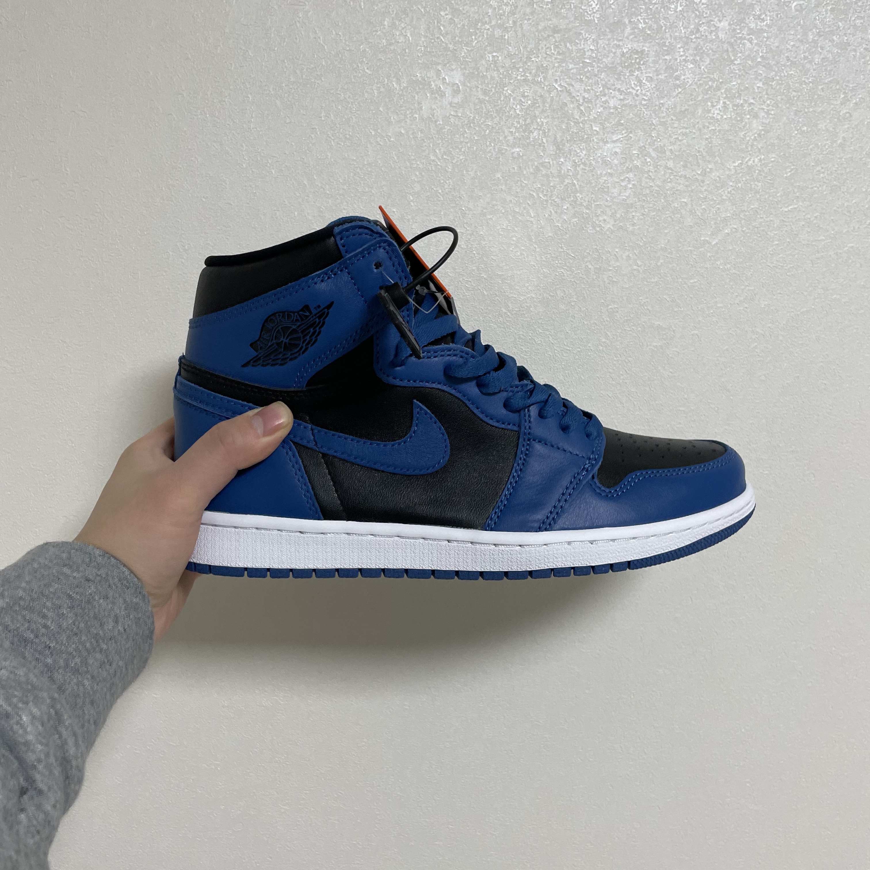 Jordan 1 Retro High OG Dark Marina Blue 착용 스타일