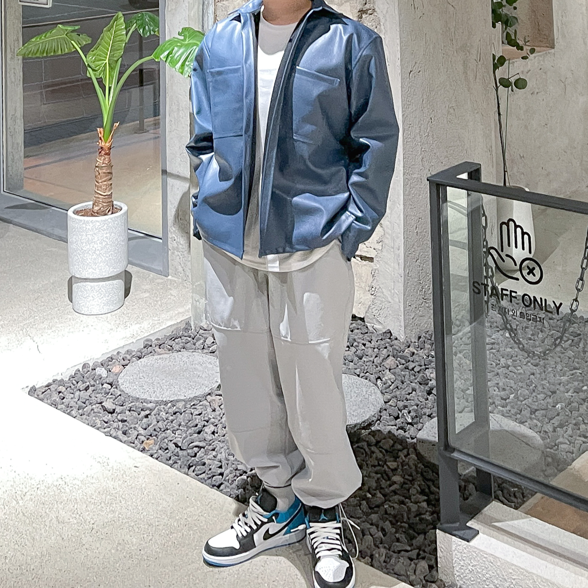 Jordan 1 Low SE Laser Blue 착용 스타일 - 2