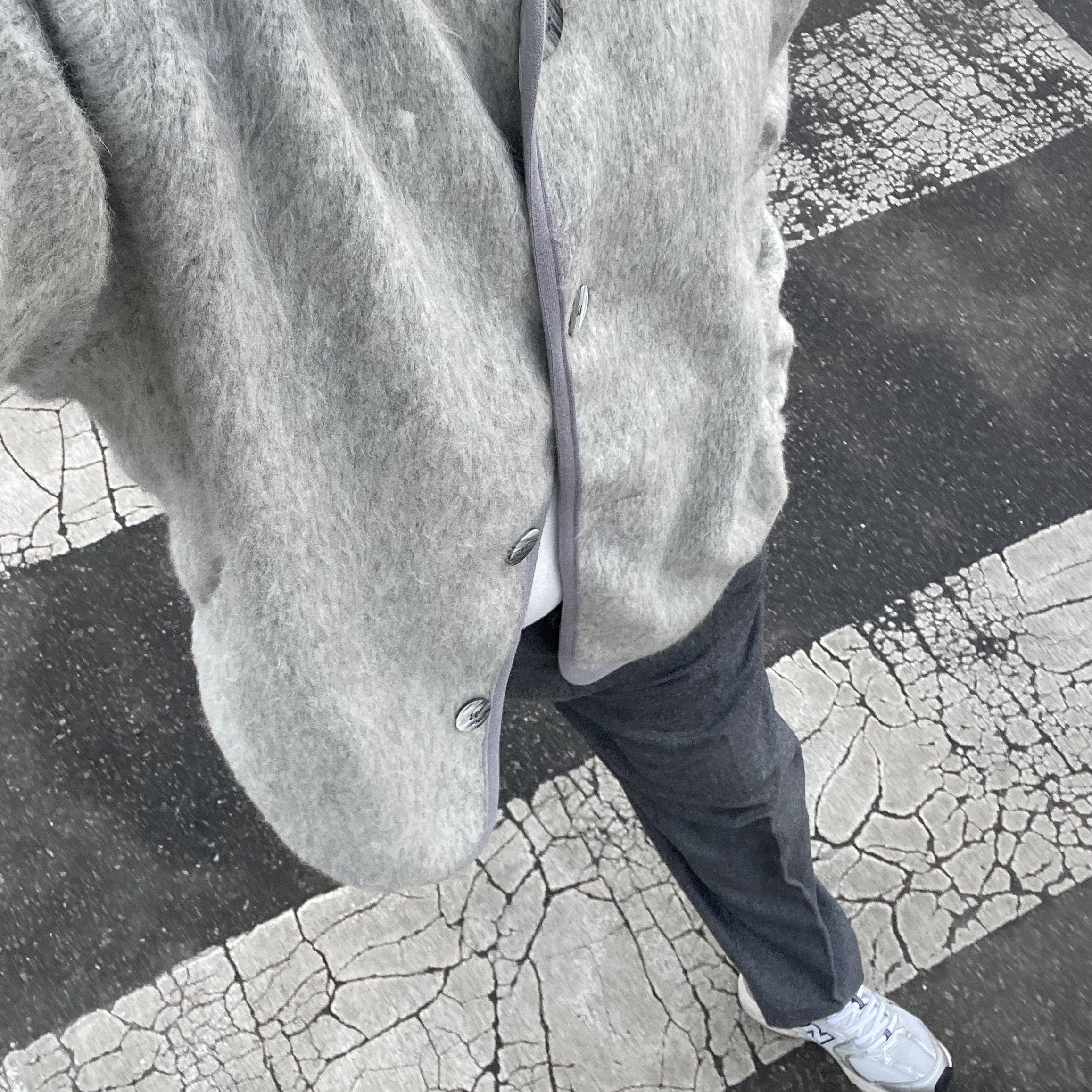 New Balance 530 Steel Grey 착용 스타일 - 1