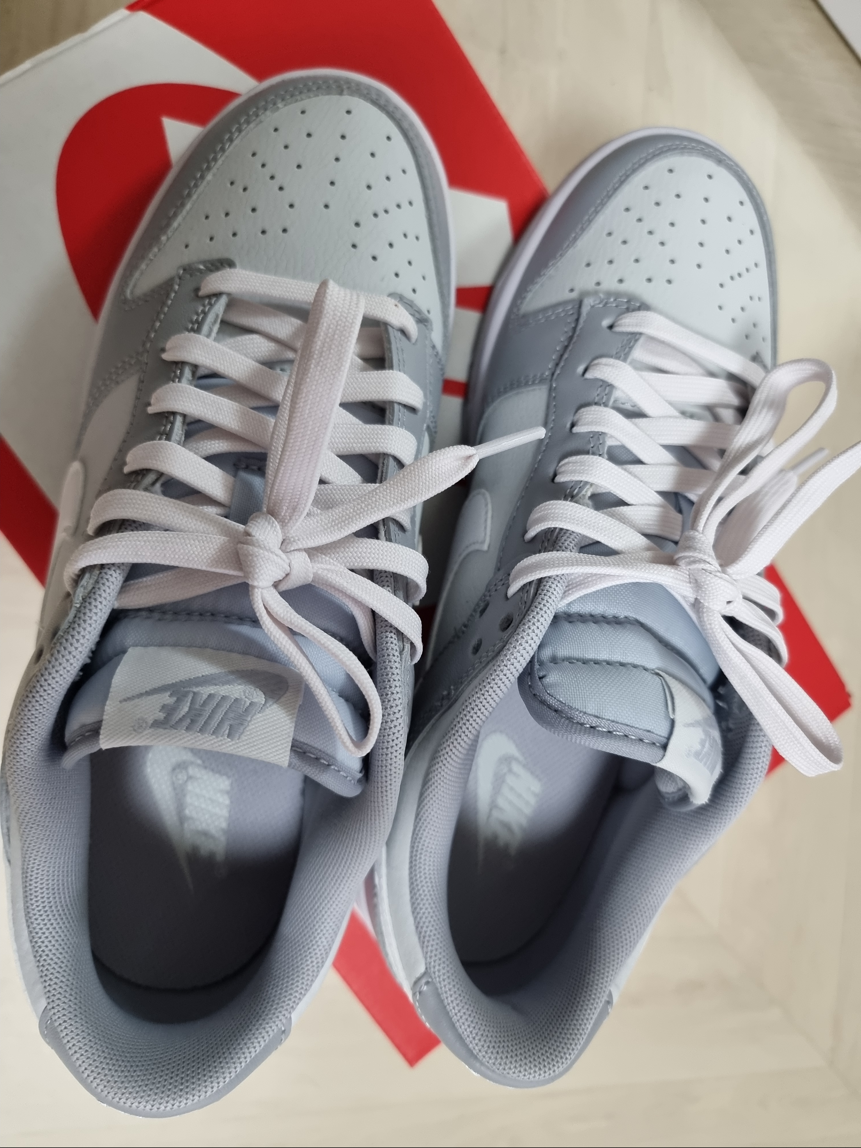 Nike Dunk Low Retro Wolf Grey 착용 스타일 - 3
