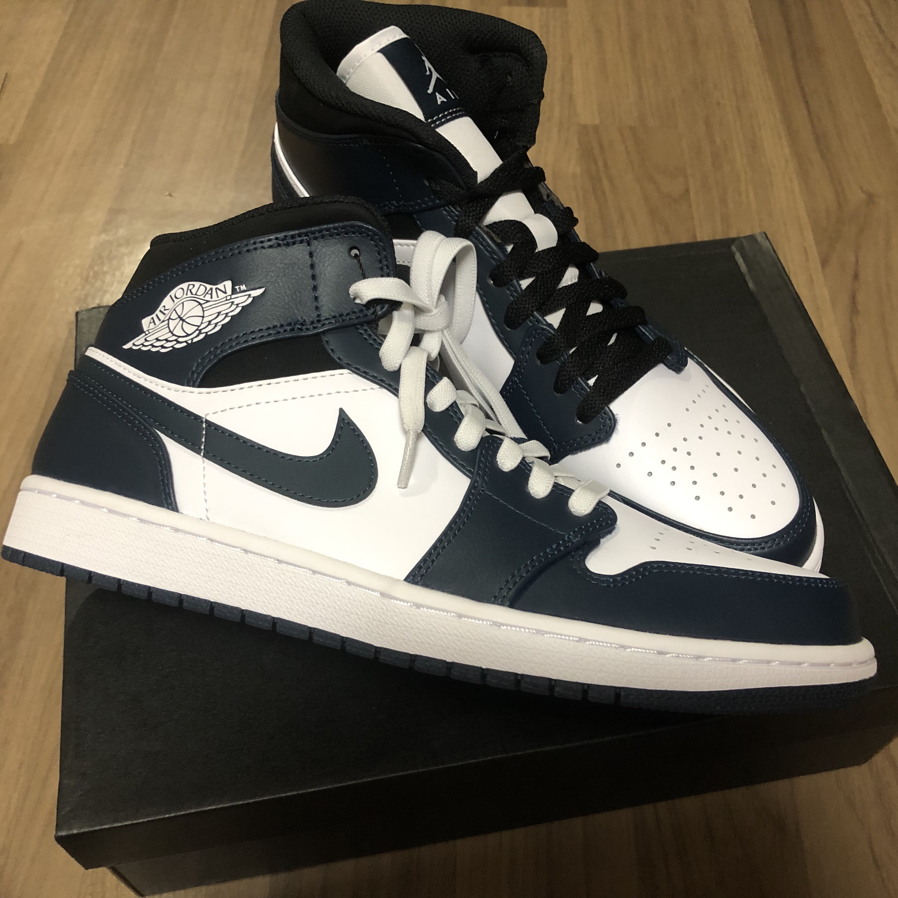 Jordan 1 Mid Dark Teal 착용 스타일 - 1