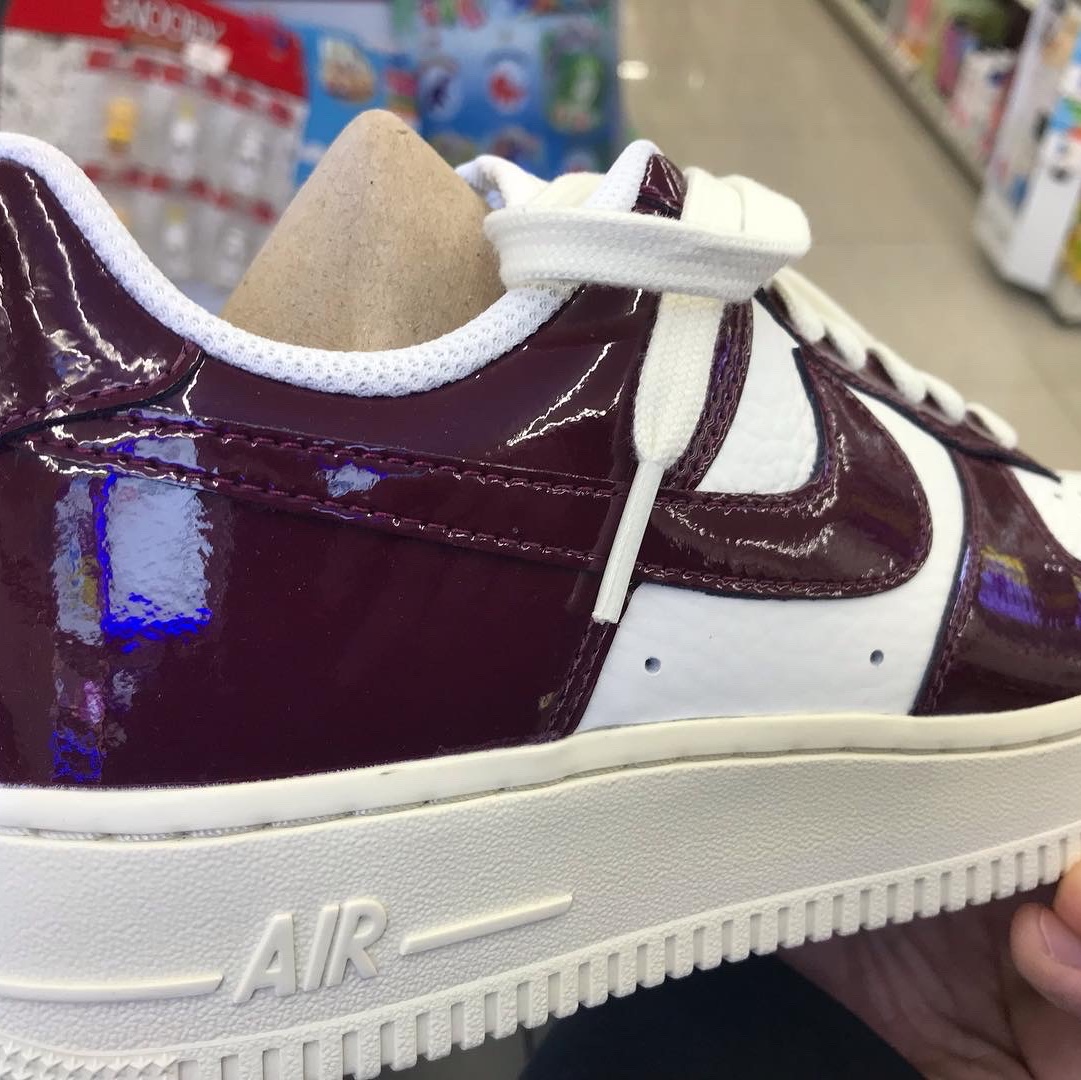 (W) Nike Air Force 1 Low Dark Beetroot 착용 스타일 - 2