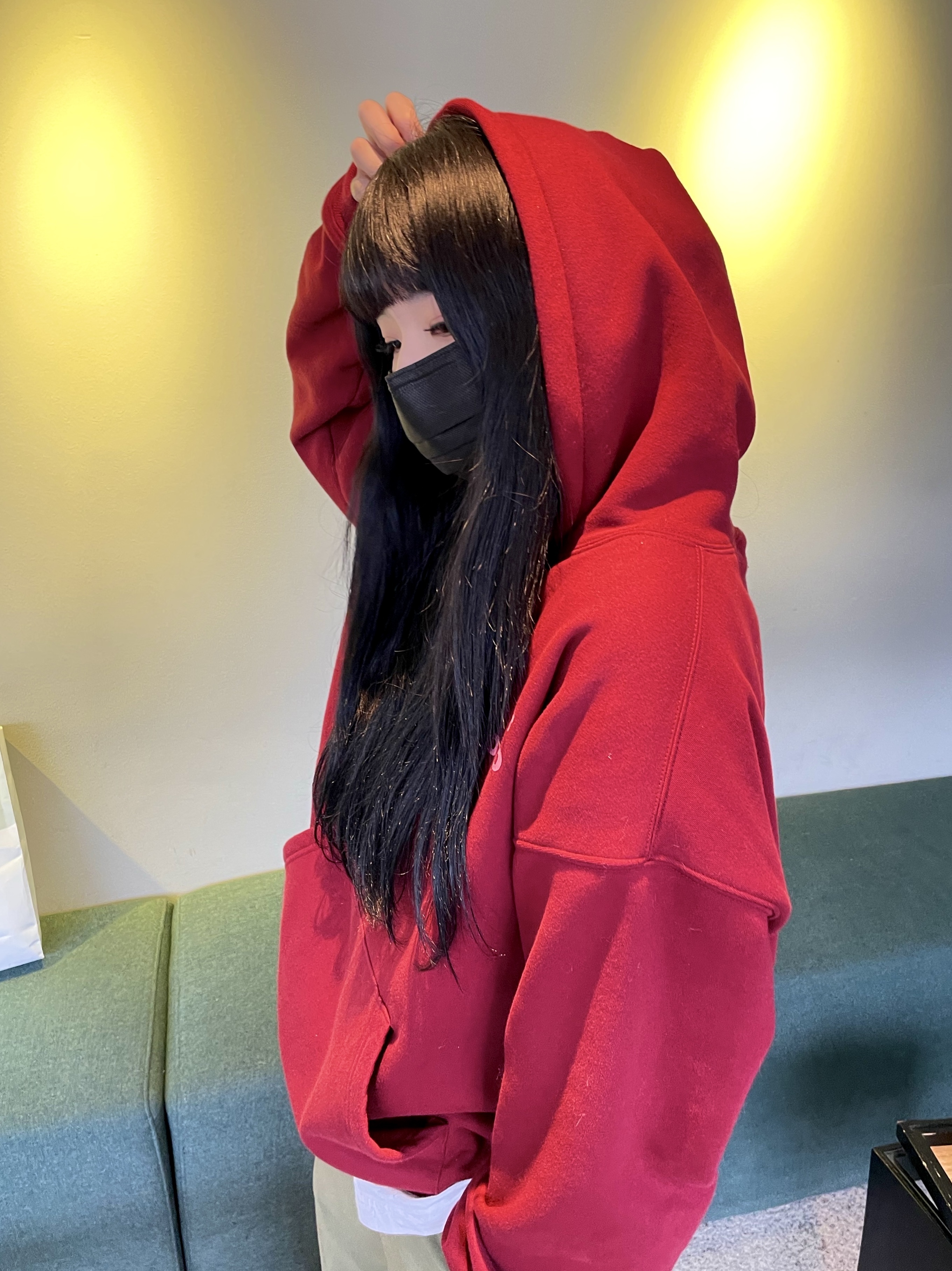IAB Studio Hoodie Raspberry 착용 스타일 - 3