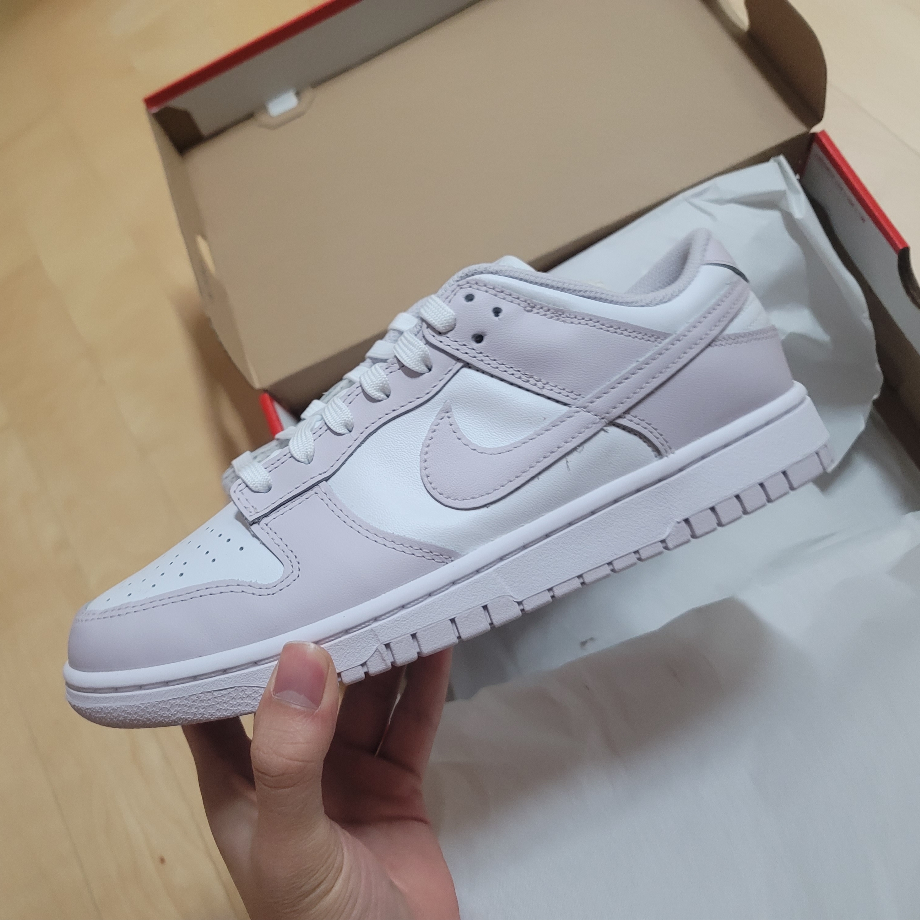 (W) Nike Dunk Low Venice 착용 스타일