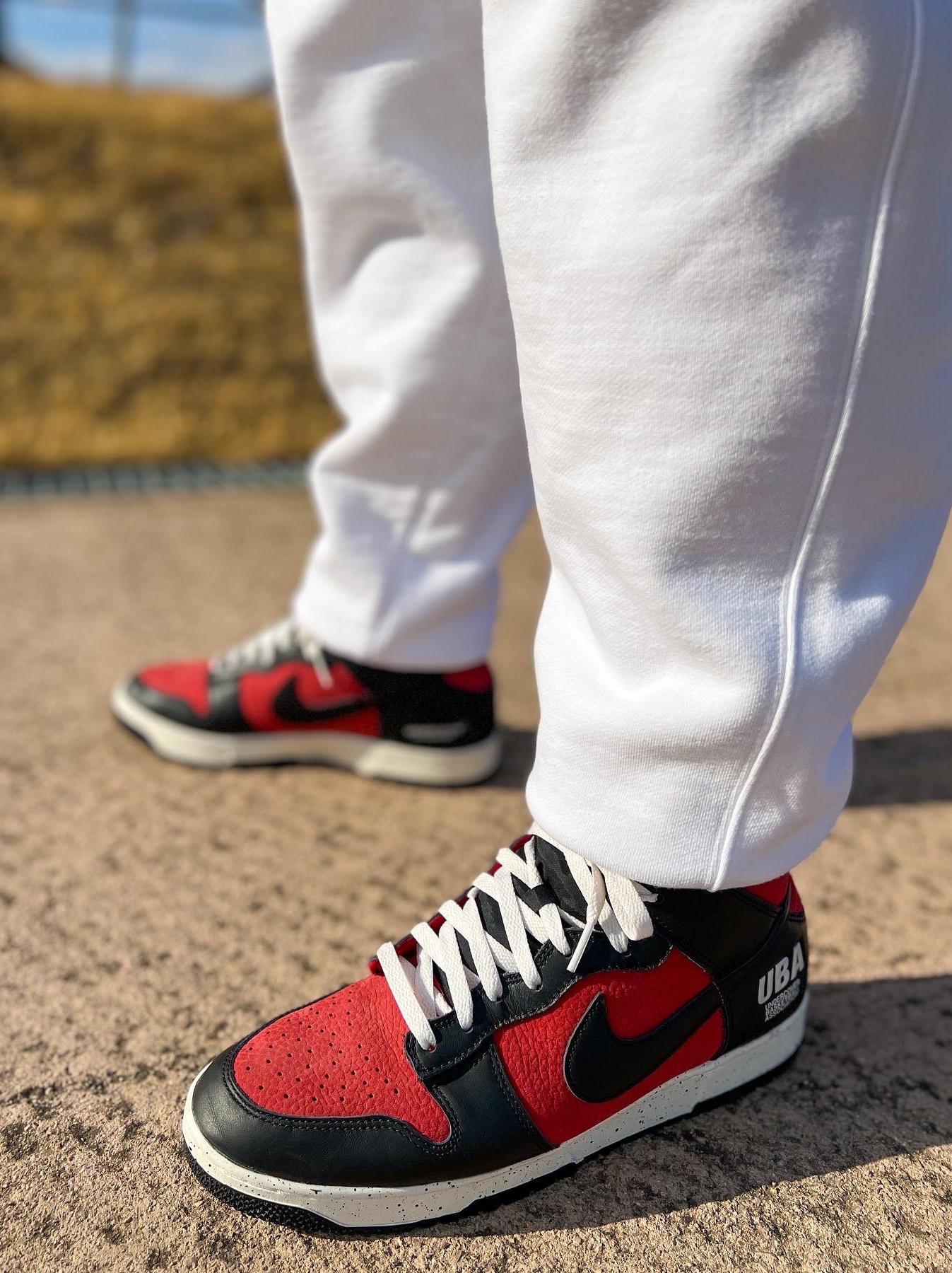 Nike x Undercover Dunk High 1985 Gym Red 착용 스타일 - 1