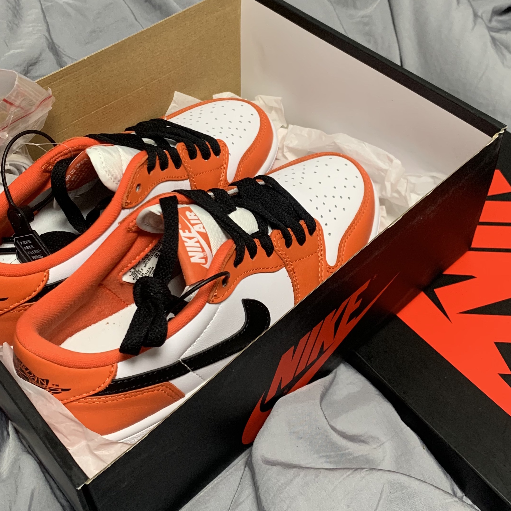 (W) Jordan 1 Low OG Starfish, Jordan 1 Low OG Starfish 착용 스타일