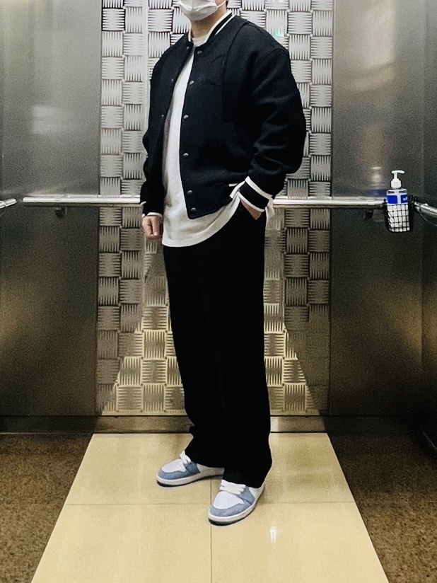 Jordan 1 Retro High OG University Blue, Zara x Ader Error Wool Blend Bomber Black 착용 스타일 - 2