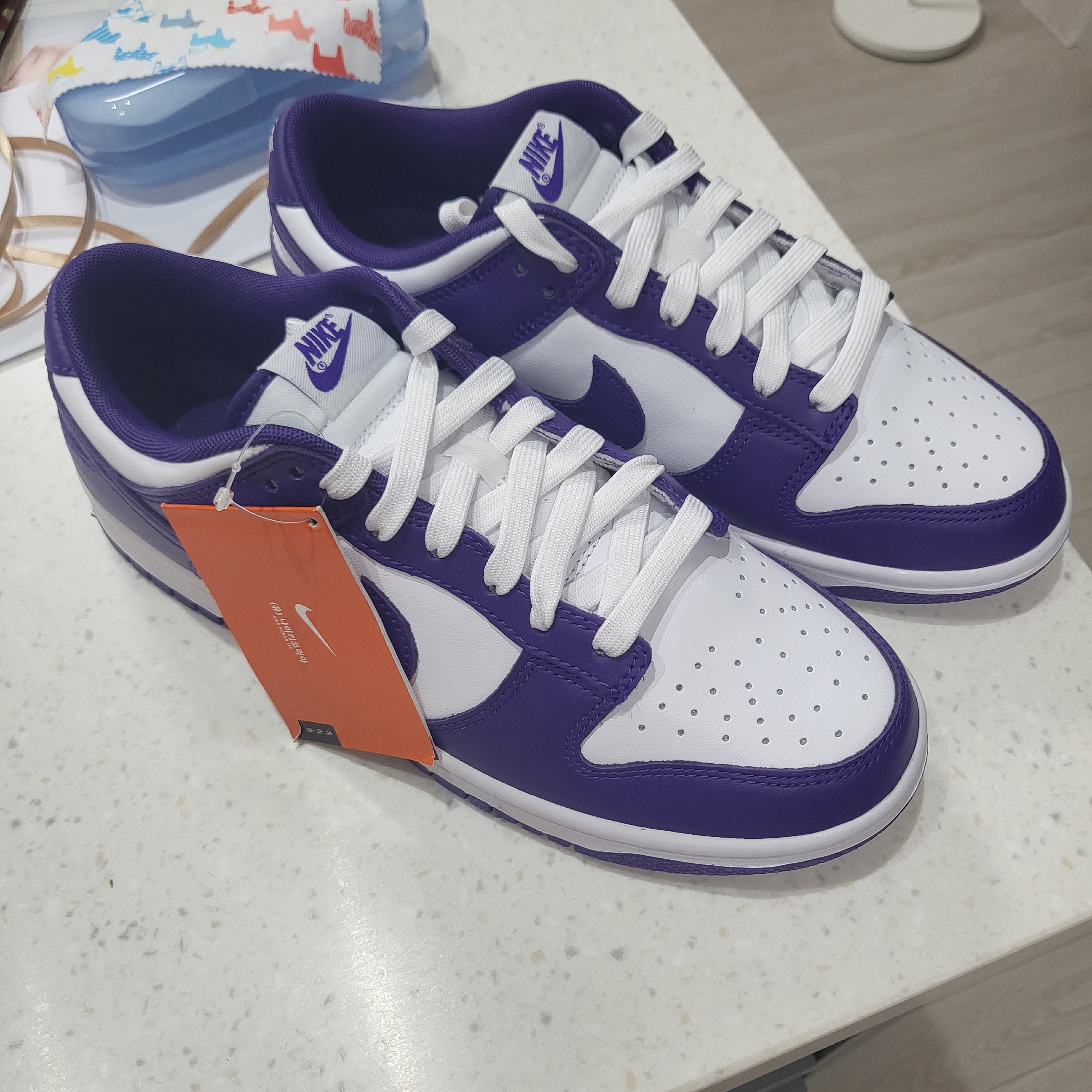 Nike Dunk Low Retro Championship Court Purple 착용 스타일