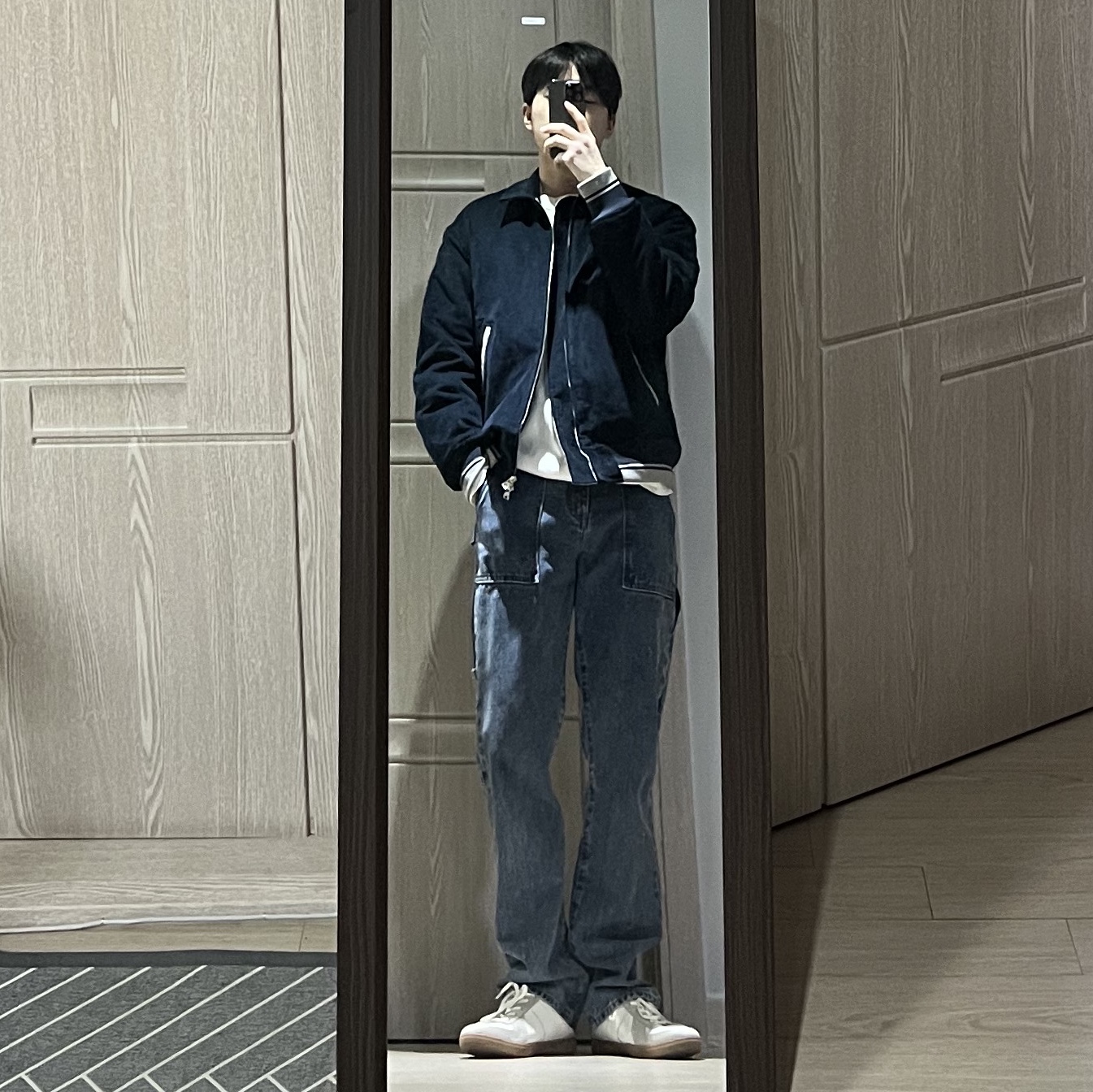 Maison Margiela Calfskin Replica Sneakers 착용 스타일