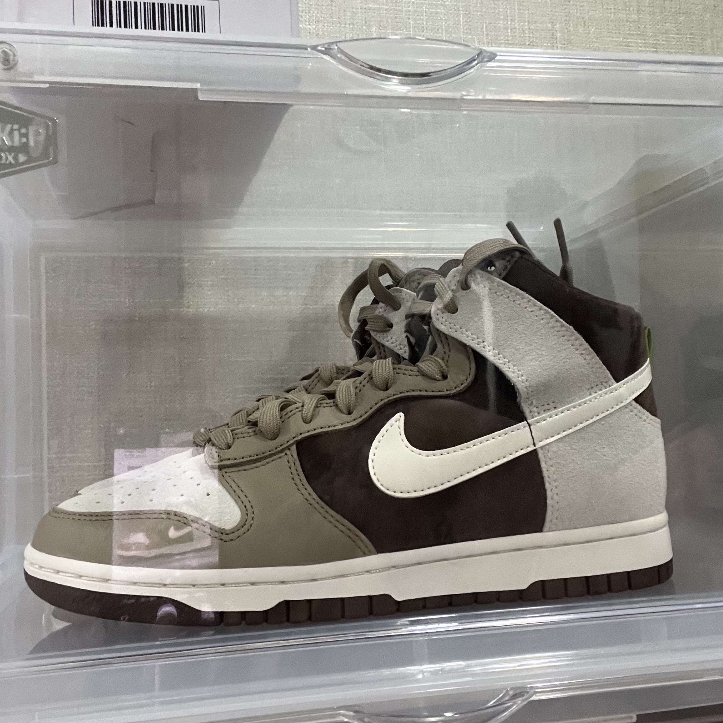 Nike Dunk High Retro PRM Light Chocolate 착용 스타일