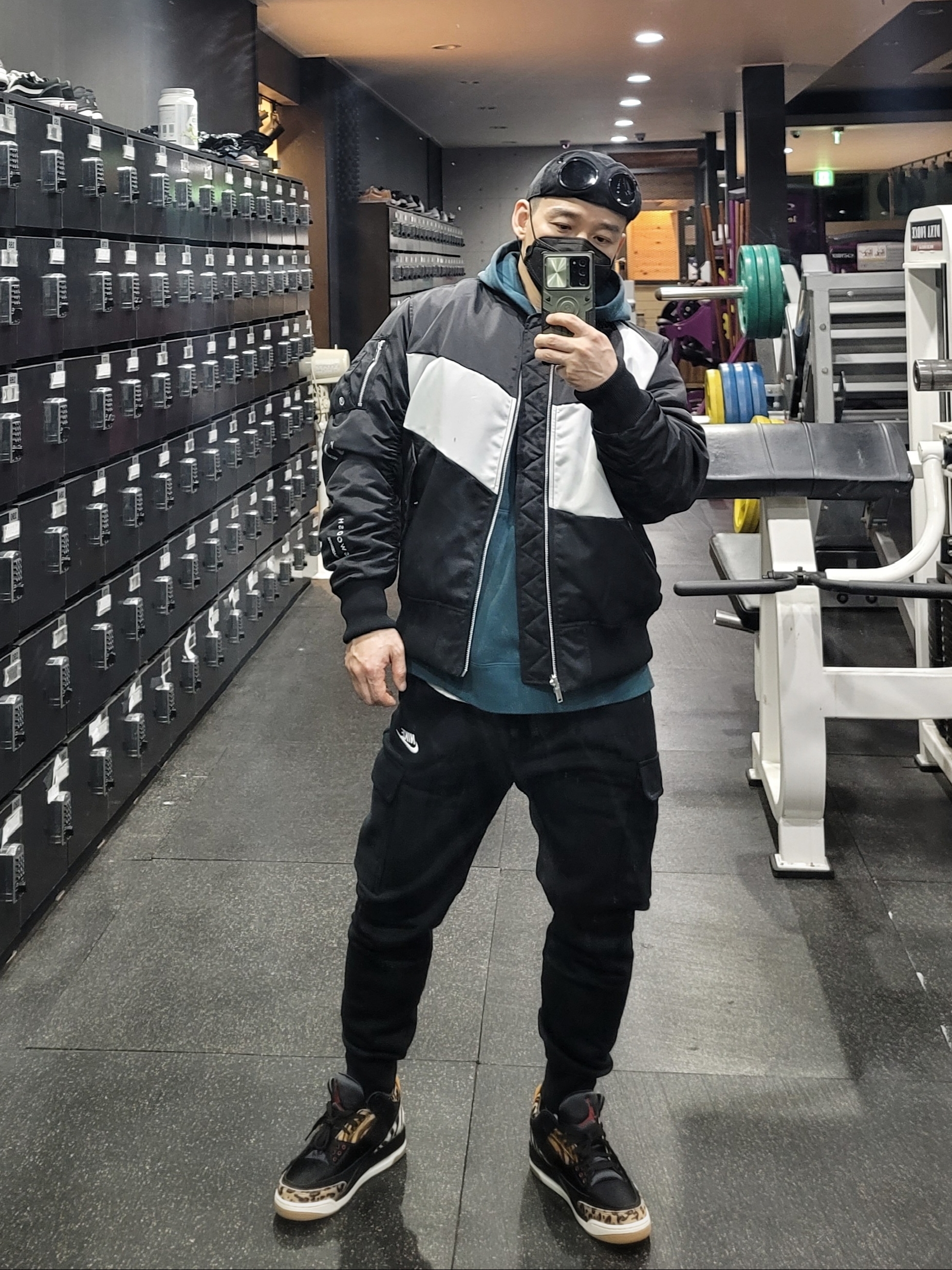 Jordan 3 Retro SE Animal Instinct, Nike NSW Swoosh Therma-Fit Bomber Black - Asia 착용 스타일 - 2