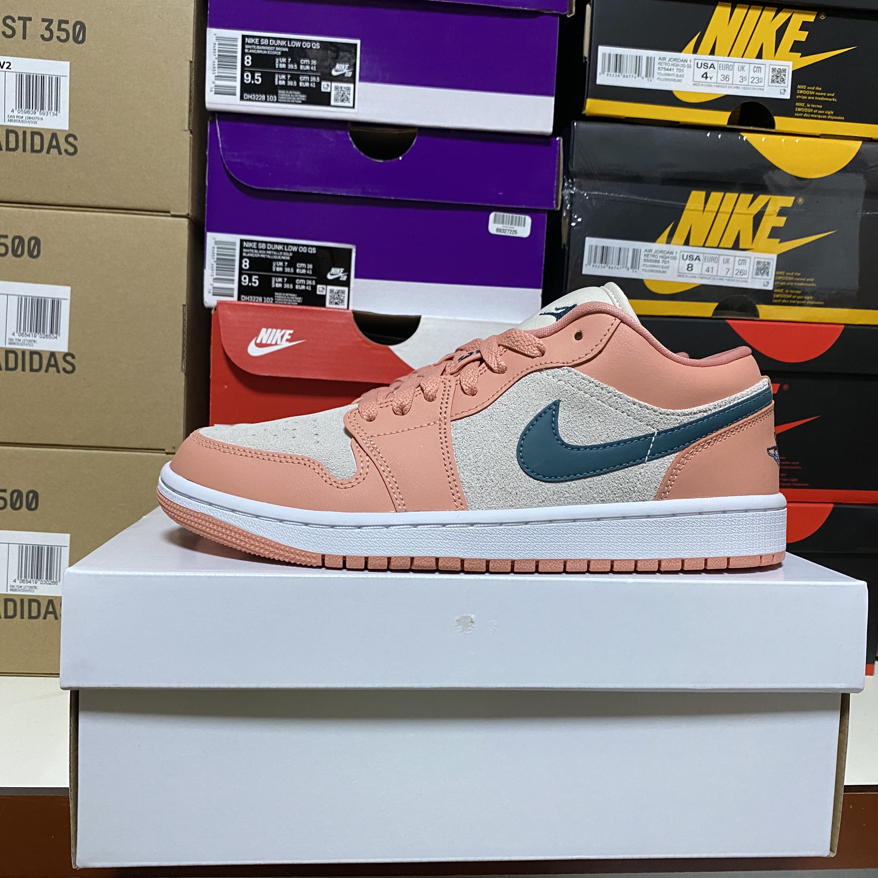 (W) Jordan 1 Low Light Madder Root 착용 스타일 - 1