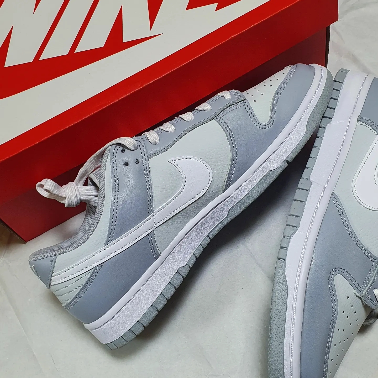 Nike Dunk Low Retro Wolf Grey 착용 스타일