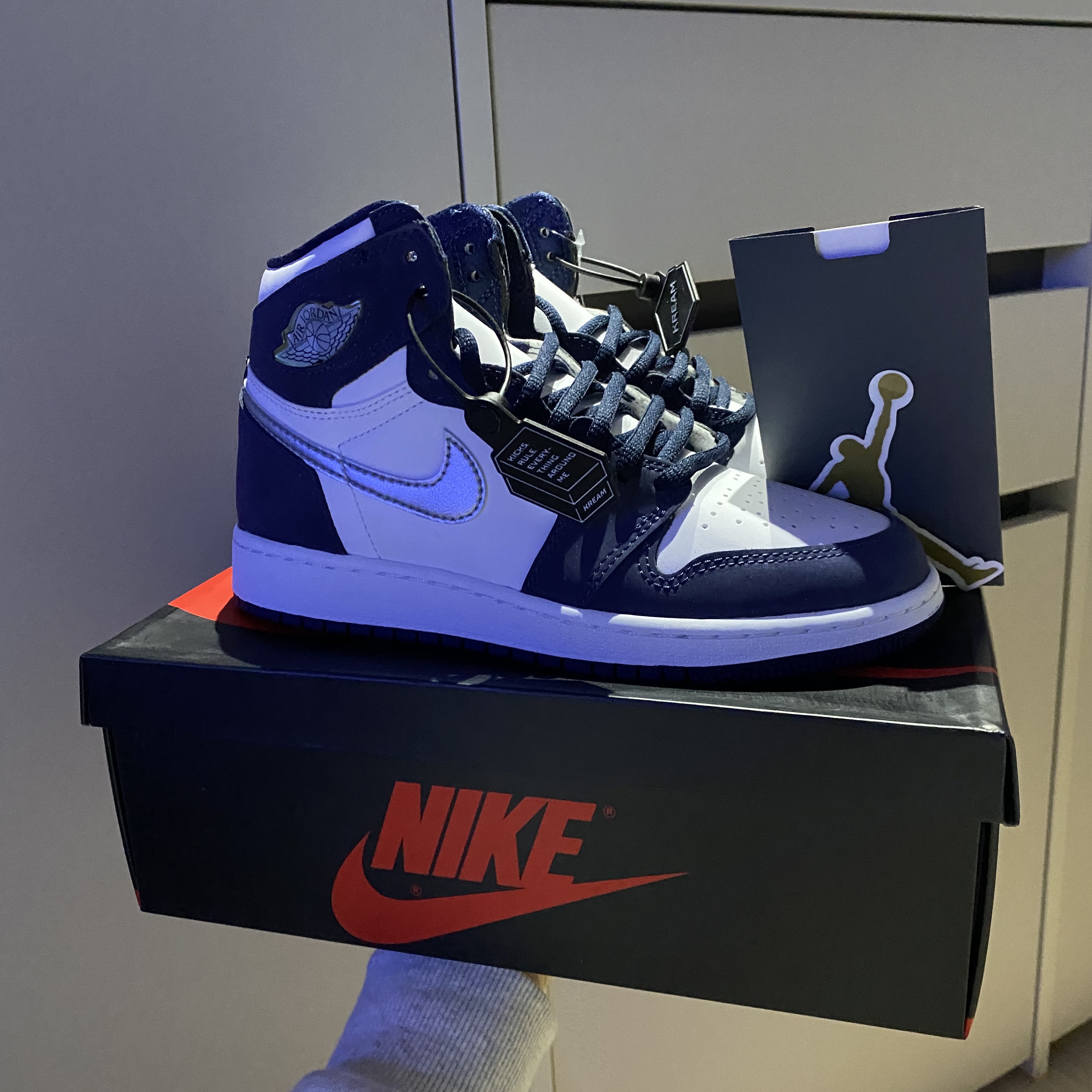 Jordan 1 Retro High OG CO.JP Midnight Navy, (GS) Jordan 1 Retro High OG CO.JP Midnight Navy 착용 스타일