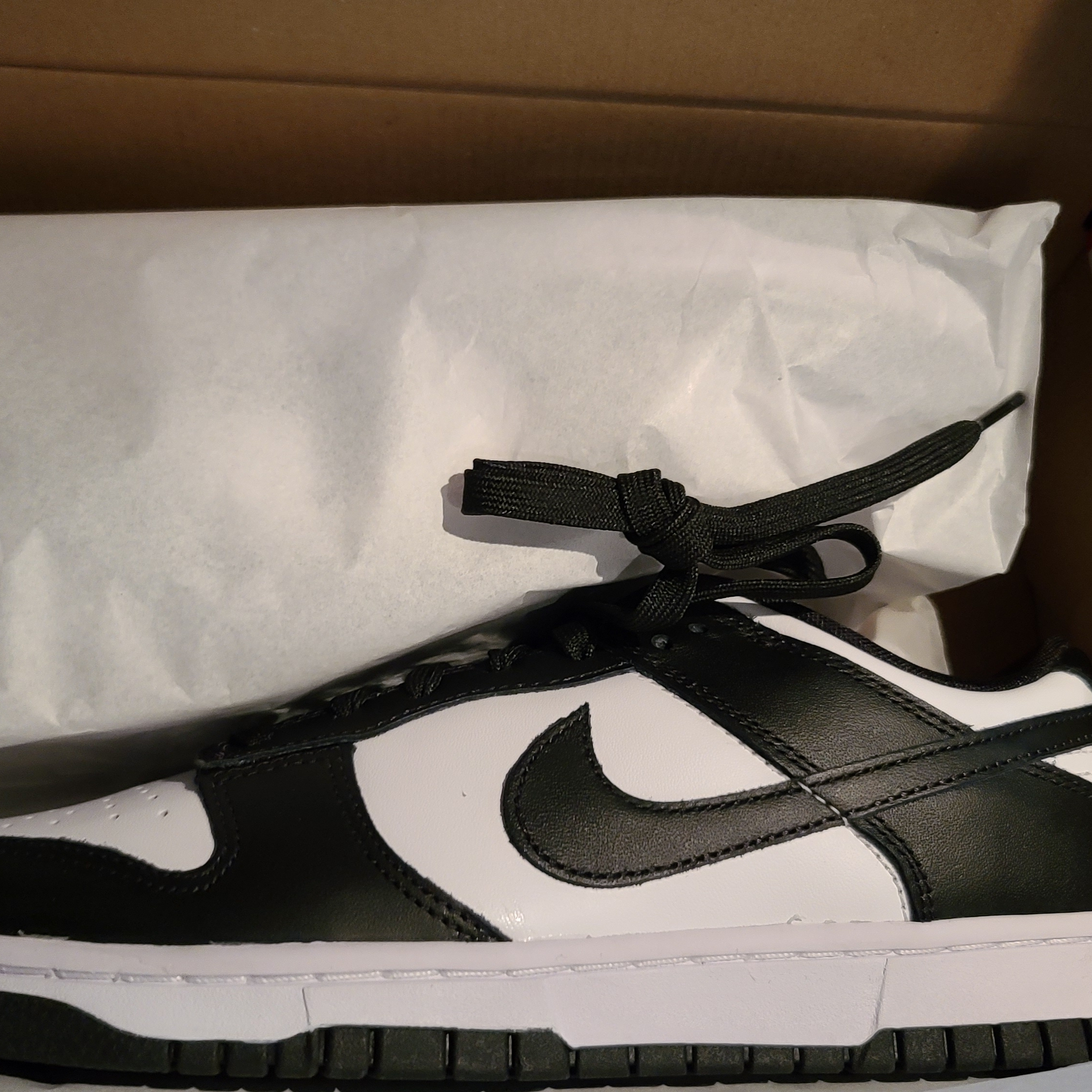 Nike Dunk Low Retro Black 착용 스타일 - 1
