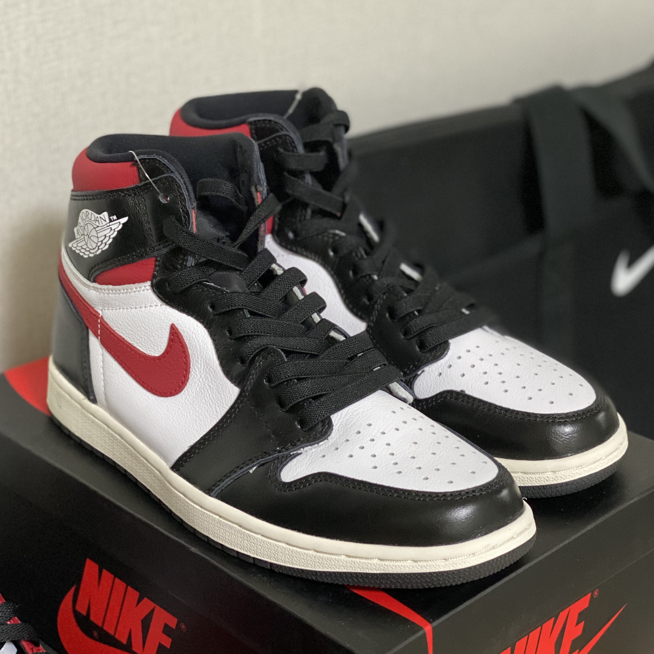 Jordan 1 Retro High OG Gym Red 착용 스타일
