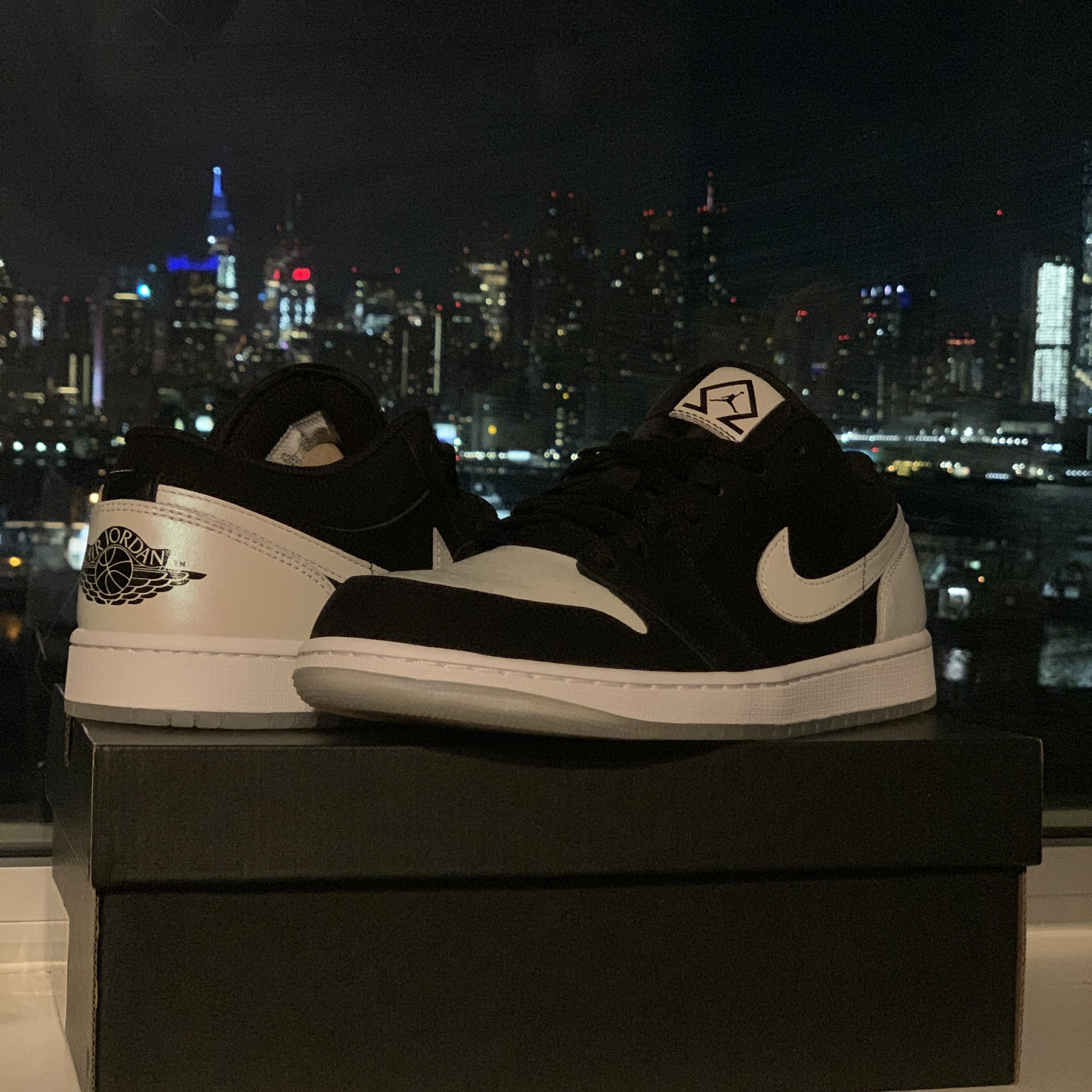 Jordan 1 Low SE Diamond 착용 스타일
