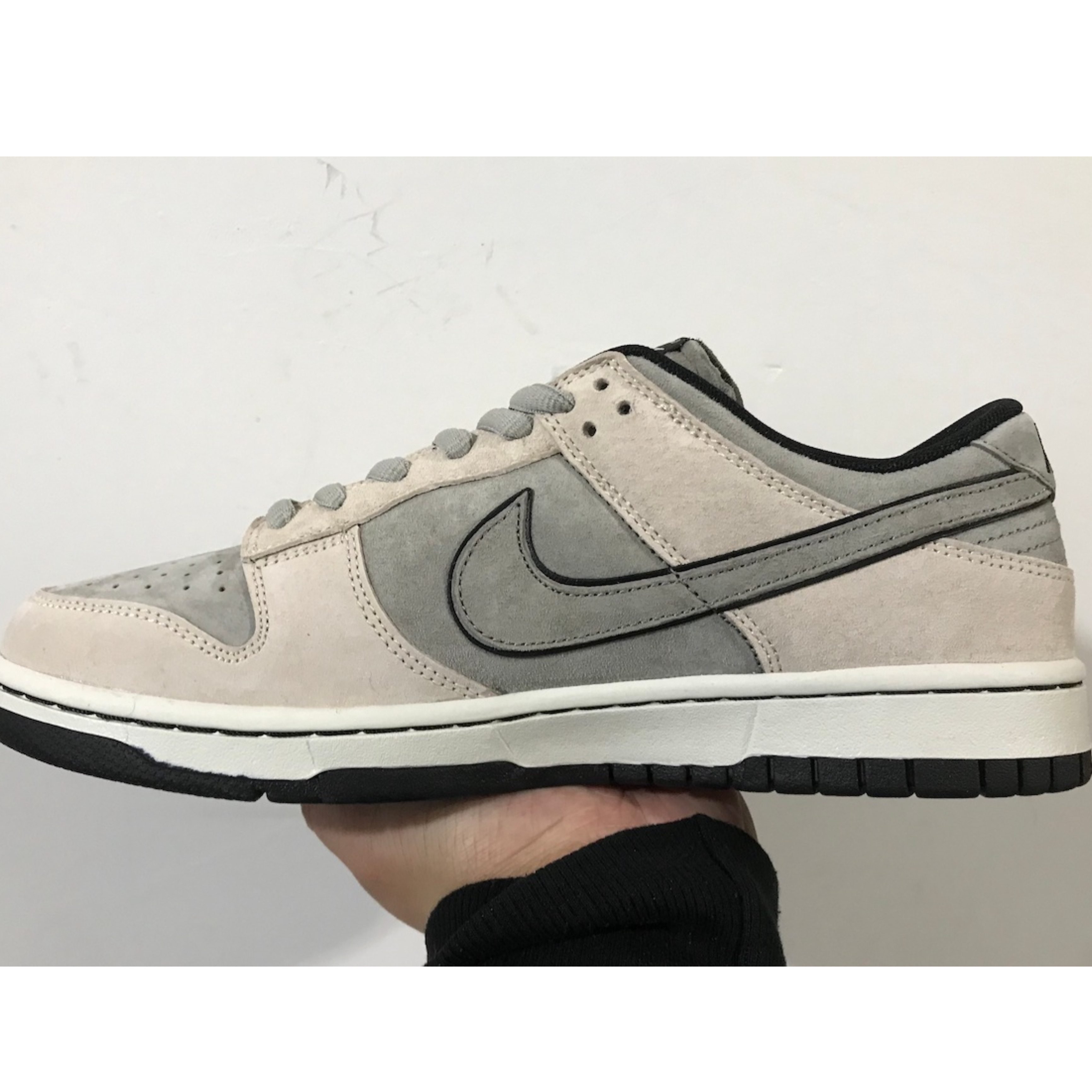 (W) Nike Dunk Low Light Bone 착용 스타일 - 3
