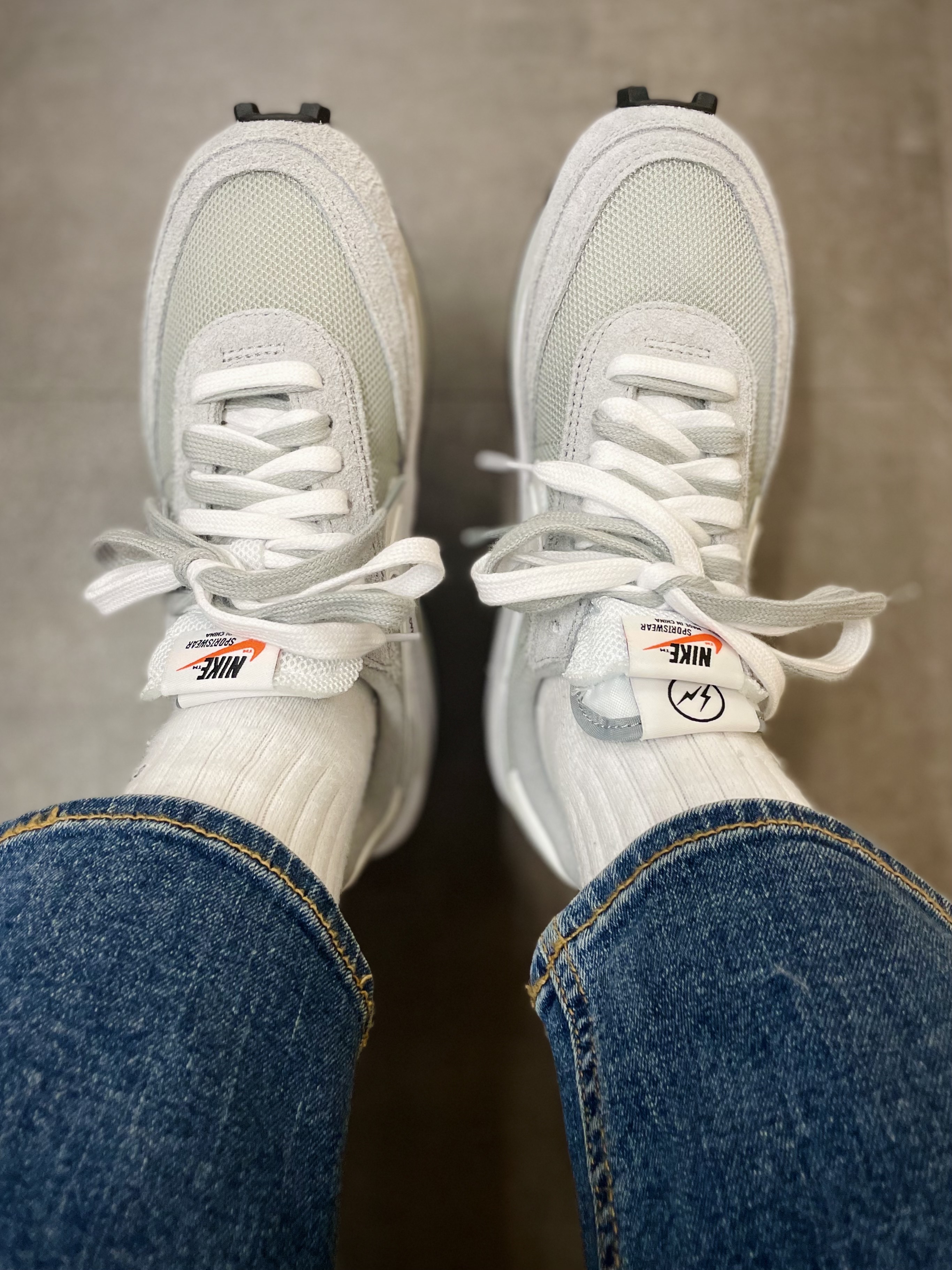 Nike x Sacai x Fragment LDWaffle Light Smoke Grey 착용 스타일