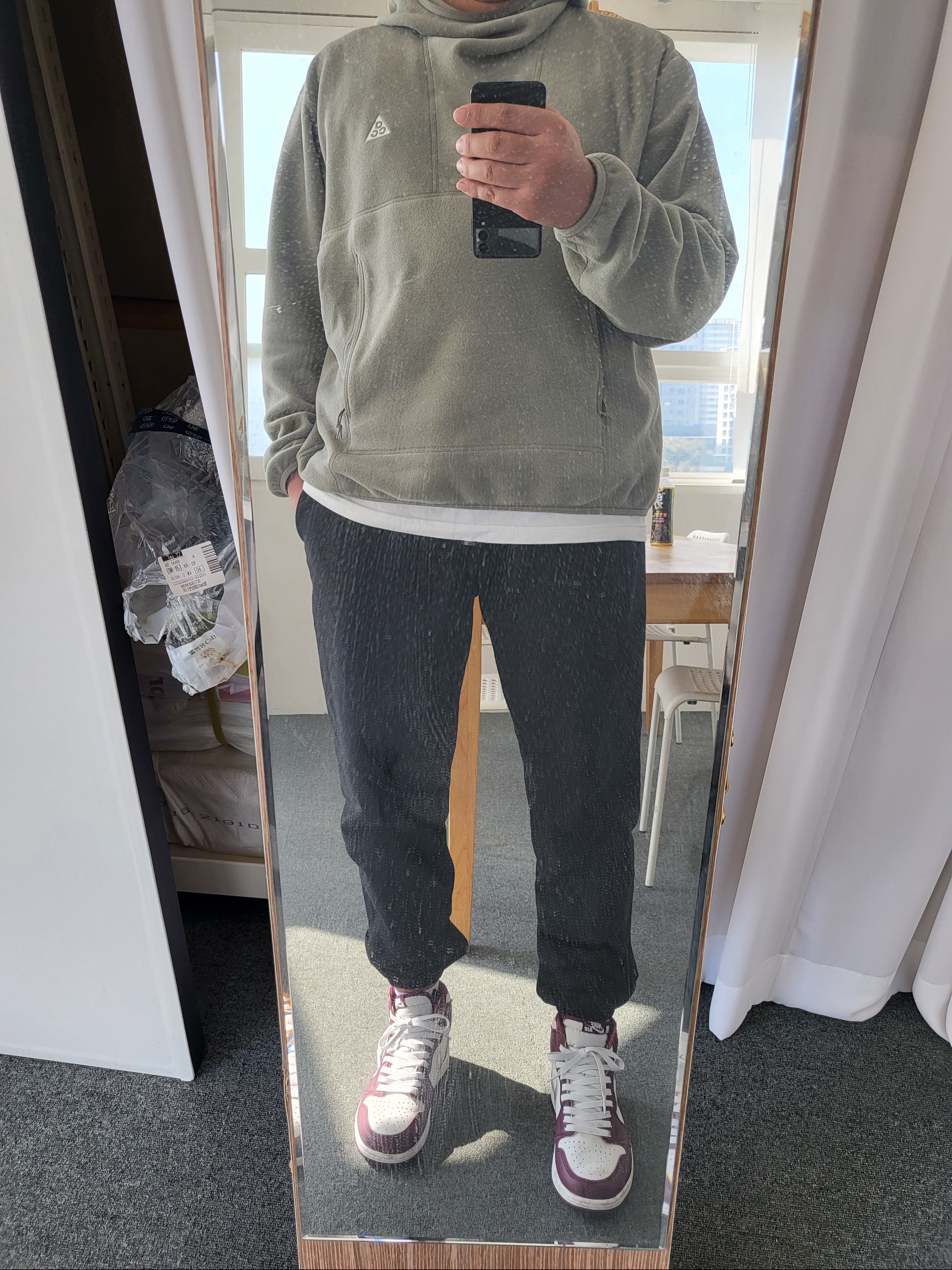 Nike ACG Polartec Wolf Tree Pullover Hoodie Light Army - Asia, Jordan 1 Retro High OG Bordeaux 착용 스타일 - 1