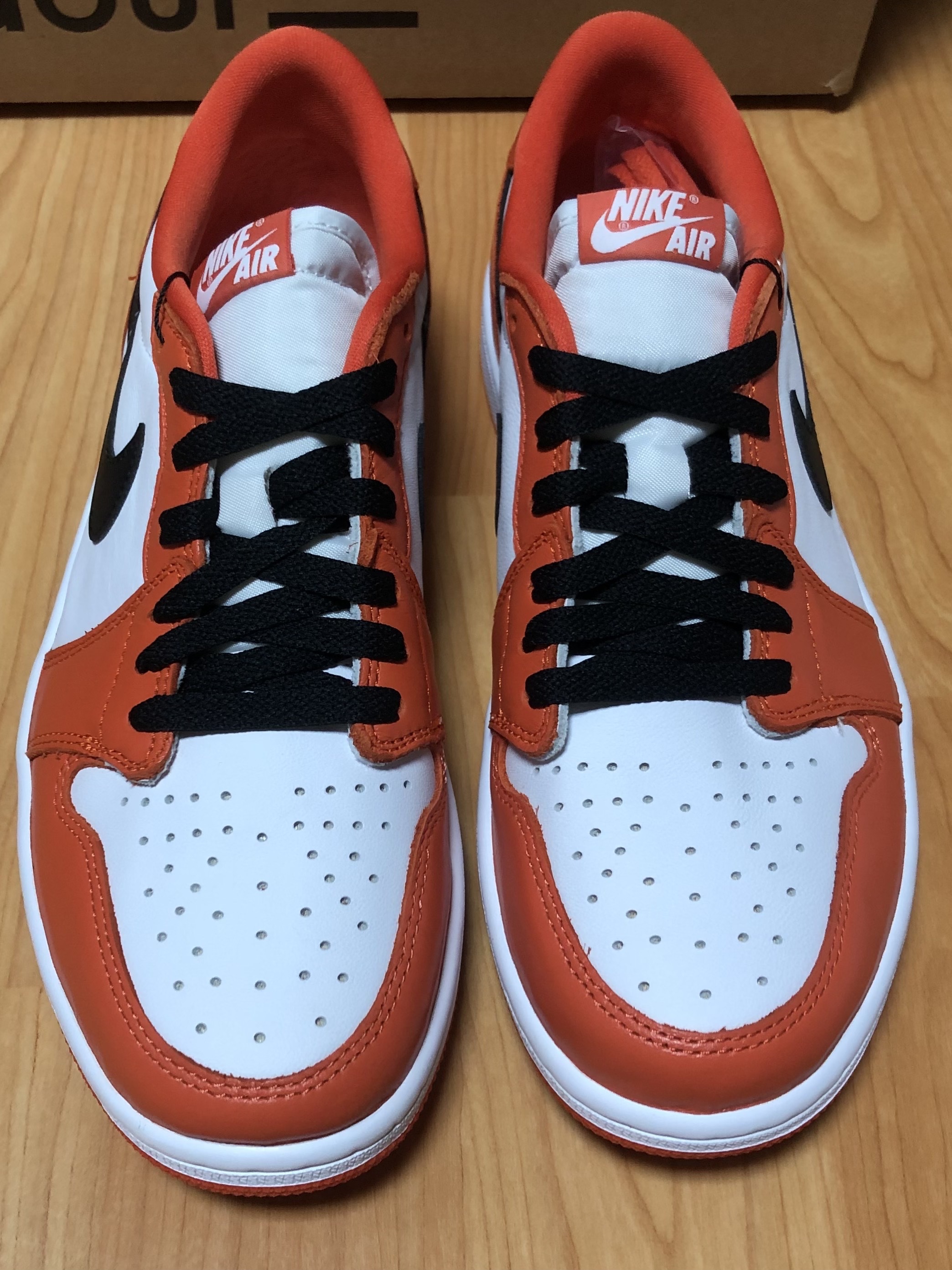 Jordan 1 Low OG Starfish 착용 스타일