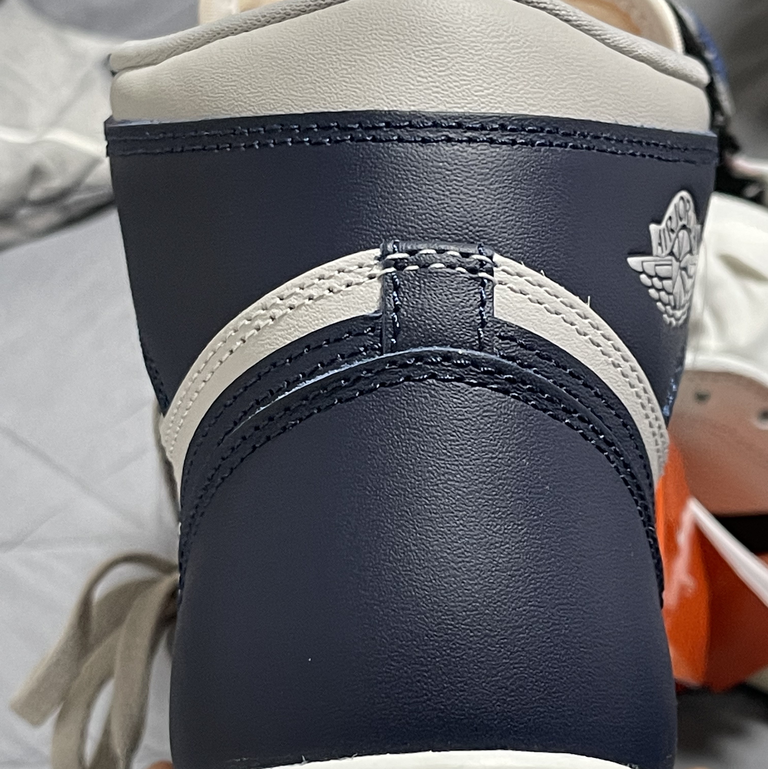 Jordan 1 High 85 College Navy 착용 스타일 - 5