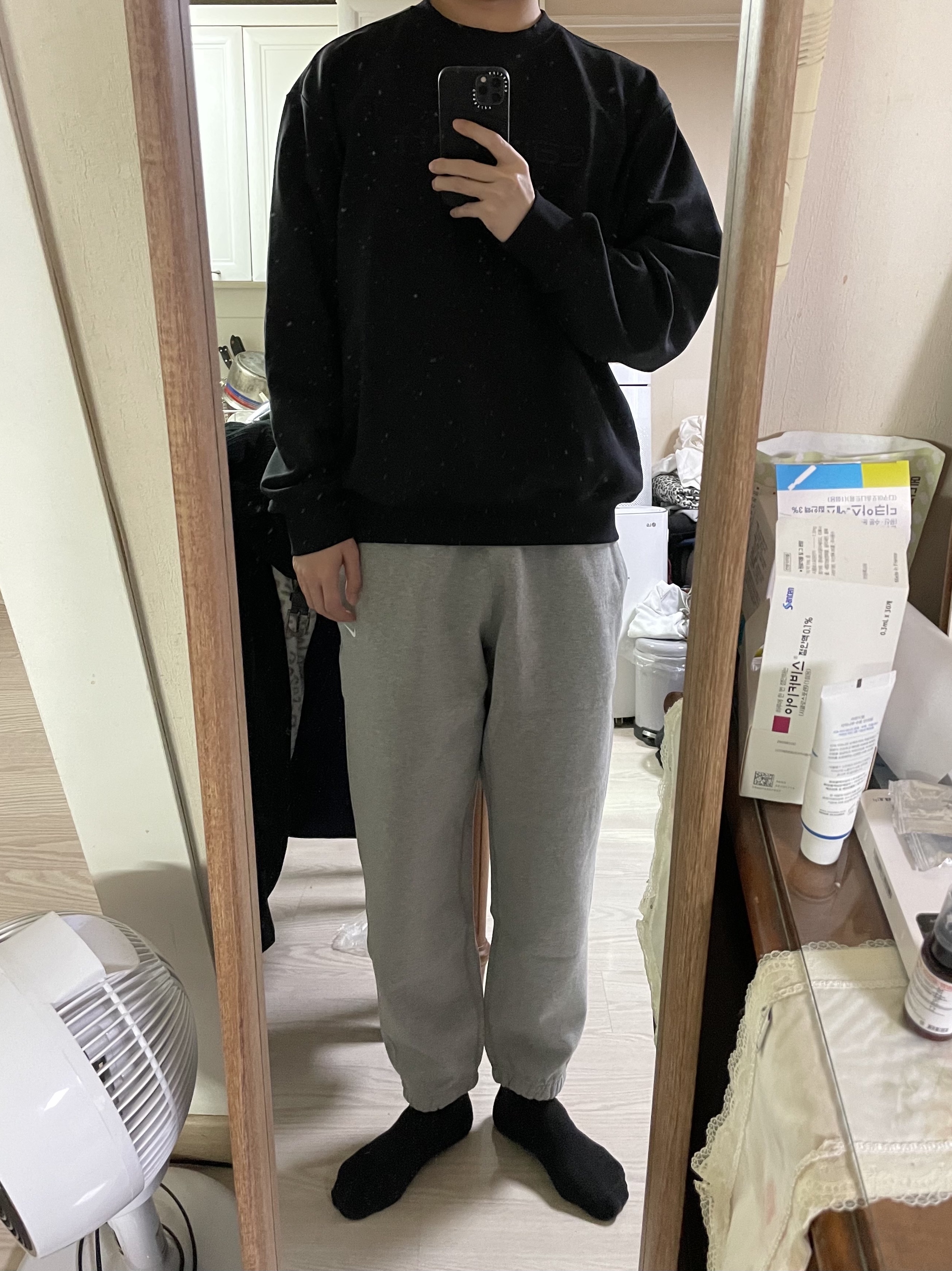 Nike NRG Solo Swoosh Fleece Pants Dark Grey Heather - Asia 착용 스타일