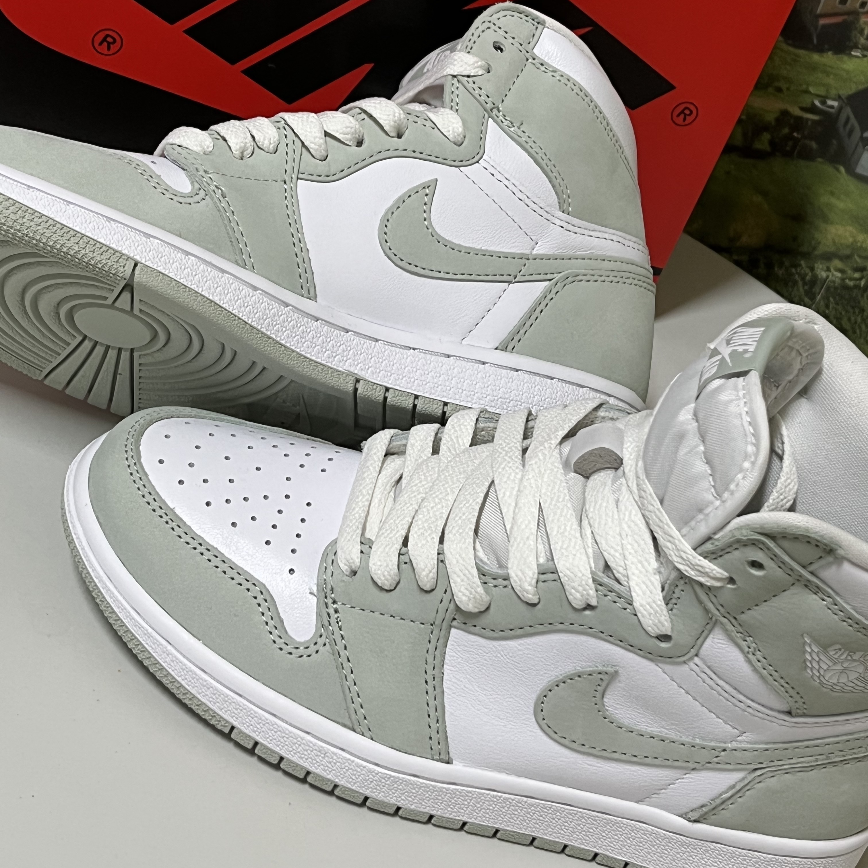 (W) Jordan 1 Retro High OG Seafoam 착용 스타일