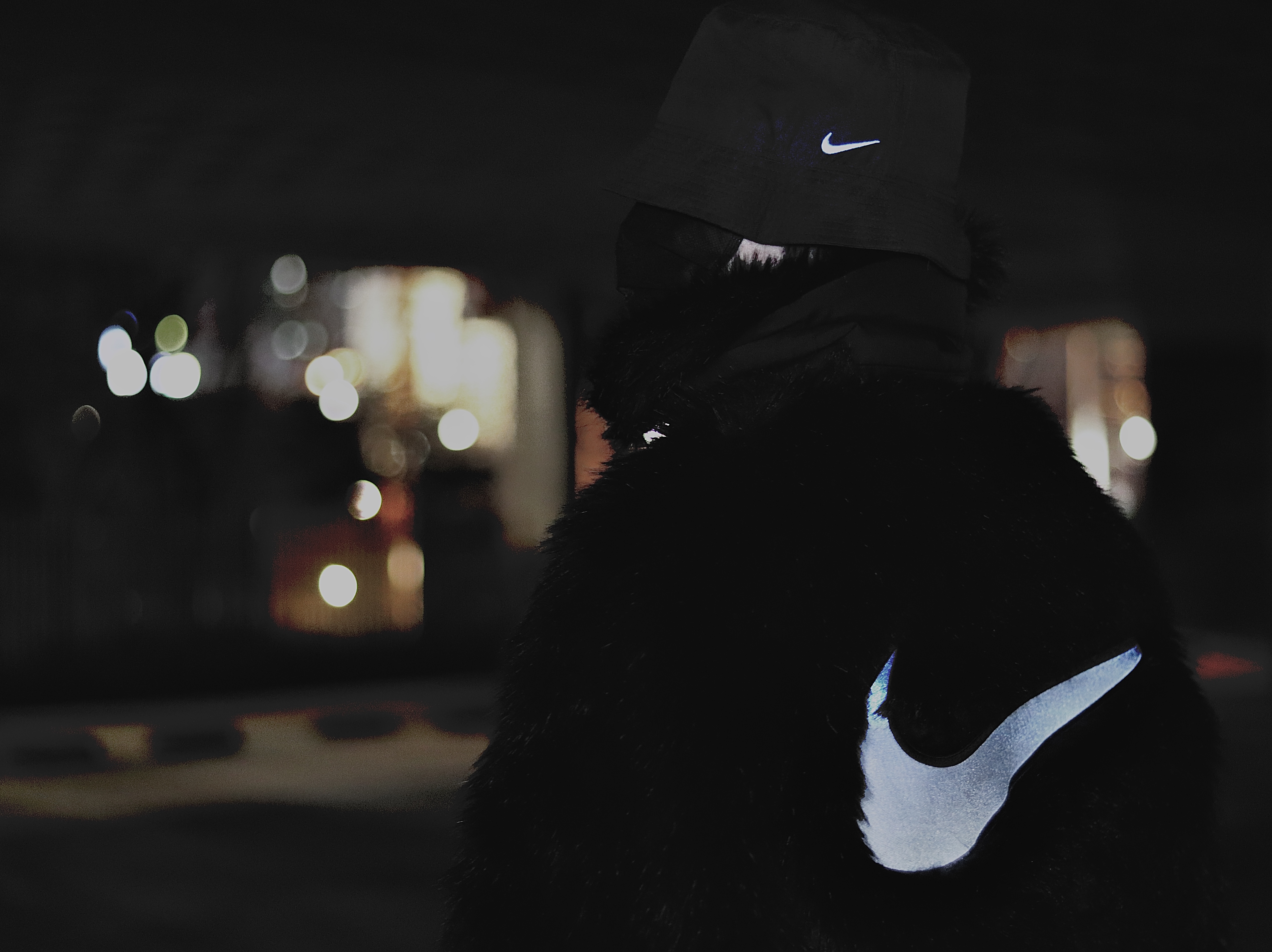 Nike NRG Bucket Hat Black, (W) Nike x Ambush Reversible Faux-Fur Coat Black 착용 스타일