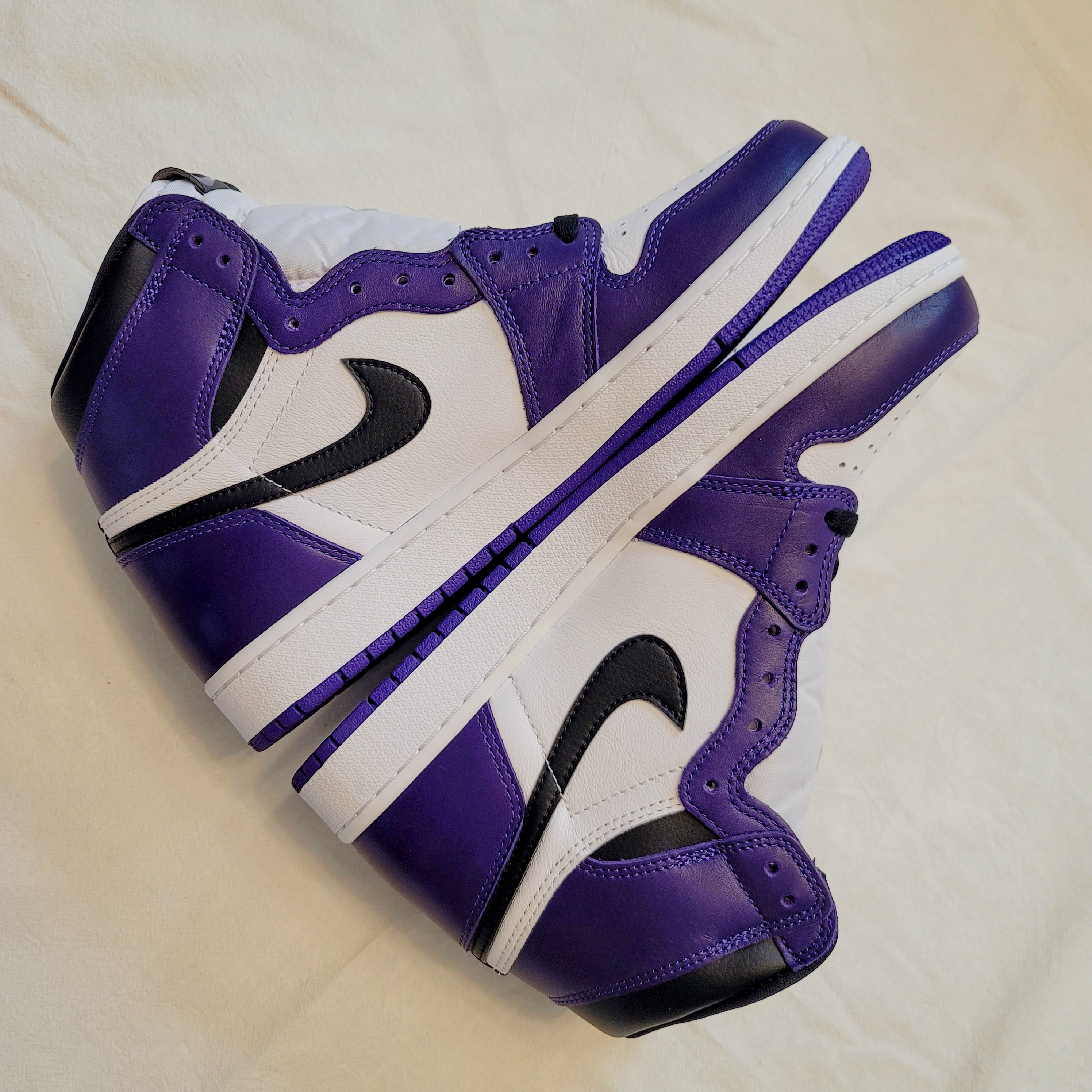 Jordan 1 Retro High OG Court Purple 2020 착용 스타일 - 3