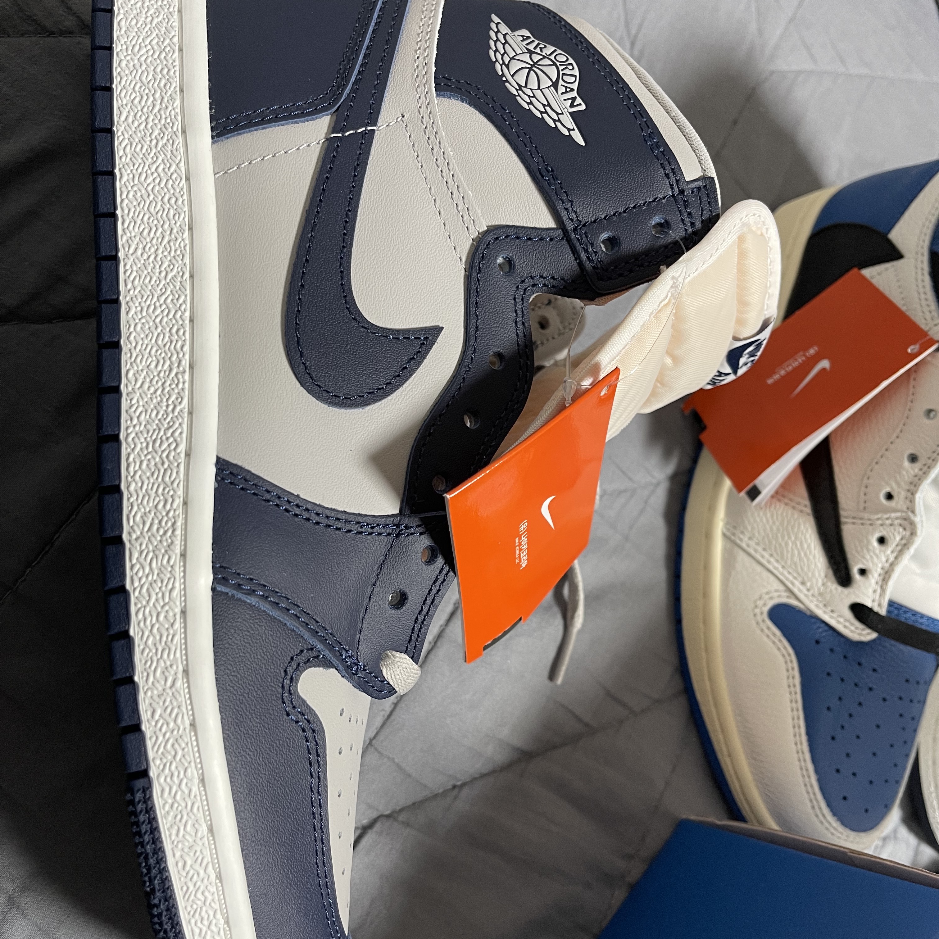 Jordan 1 High 85 College Navy 착용 스타일 - 1