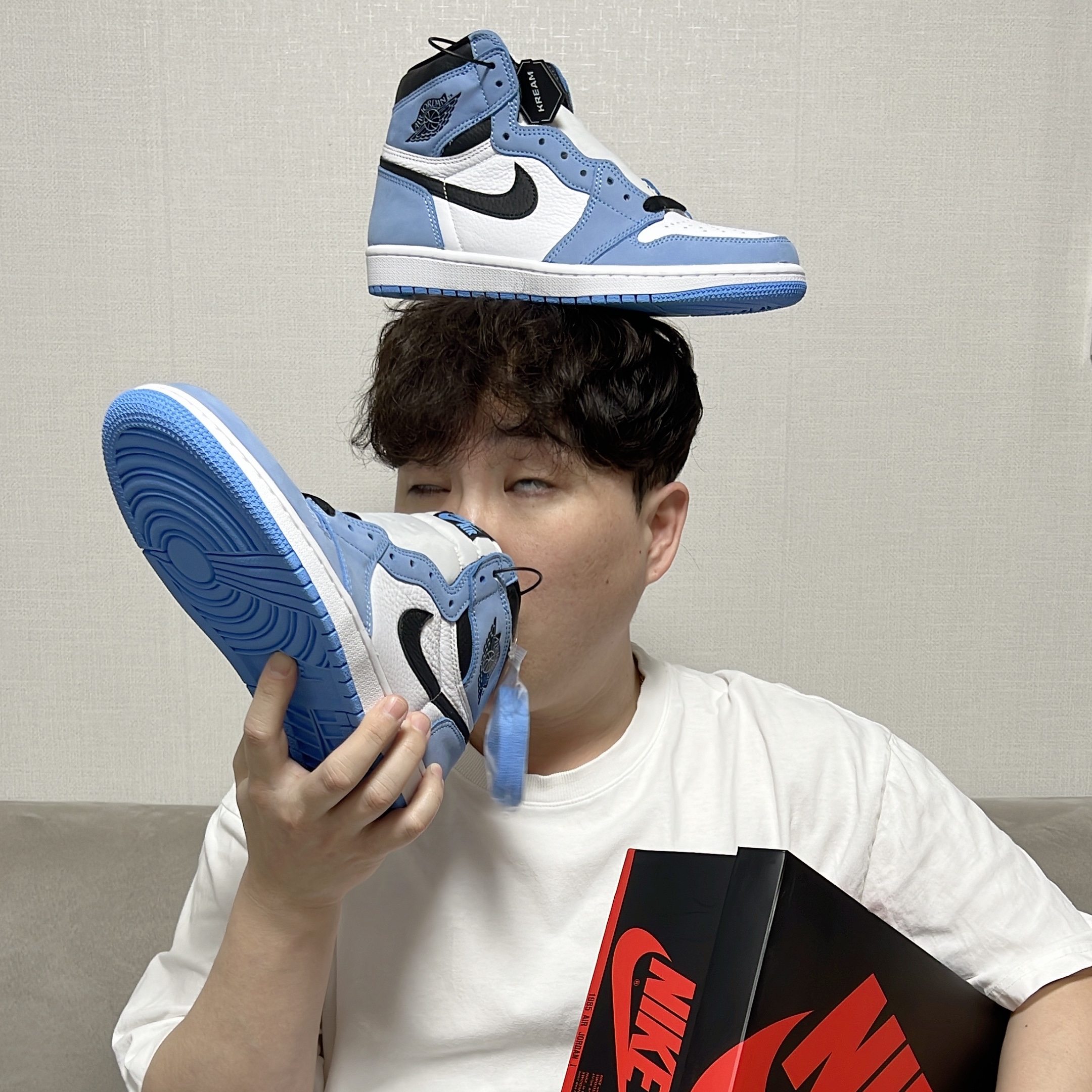 Jordan 1 Retro High OG University Blue 착용 스타일