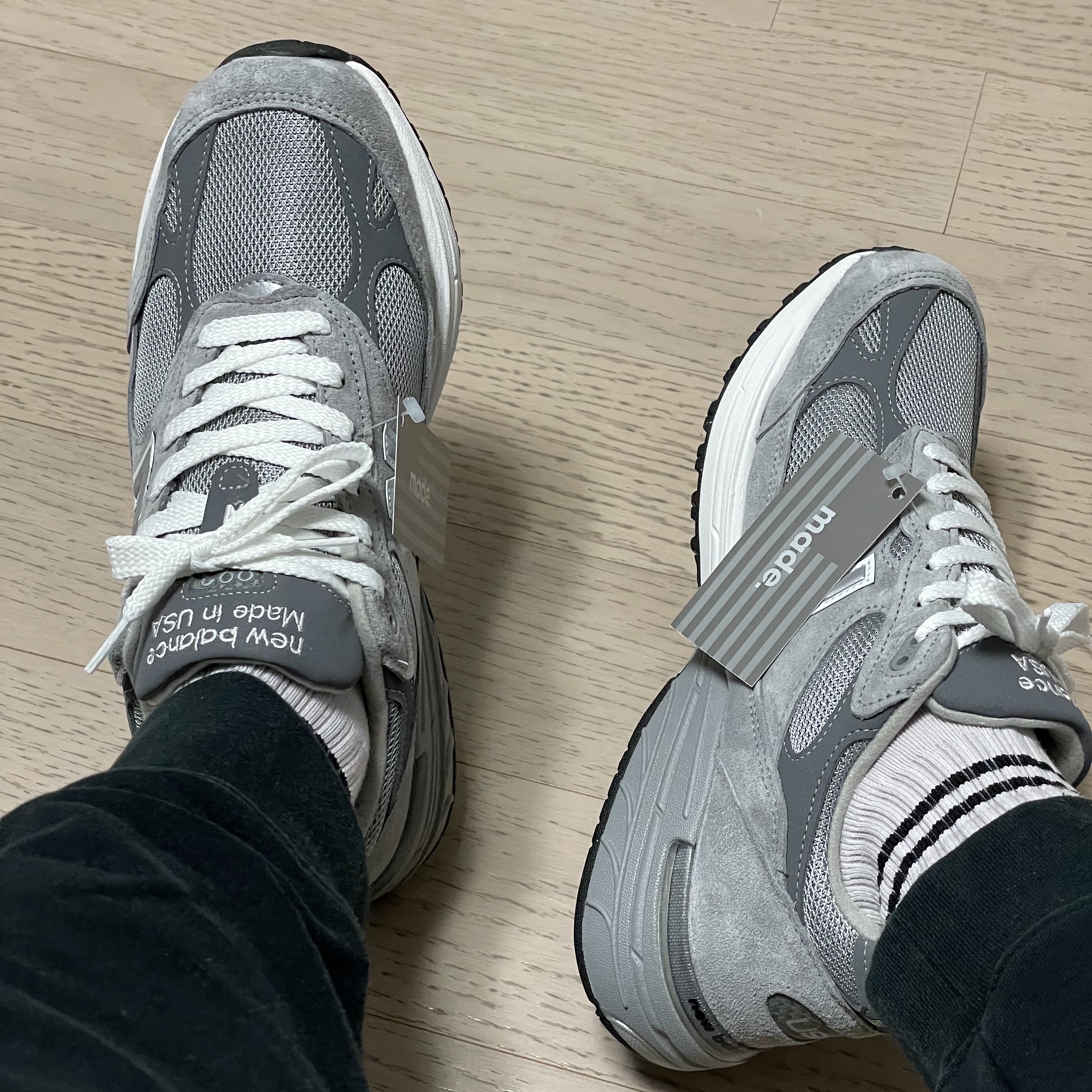 New Balance 993 Made in USA Grey - 2E Wide 착용 스타일 - 3